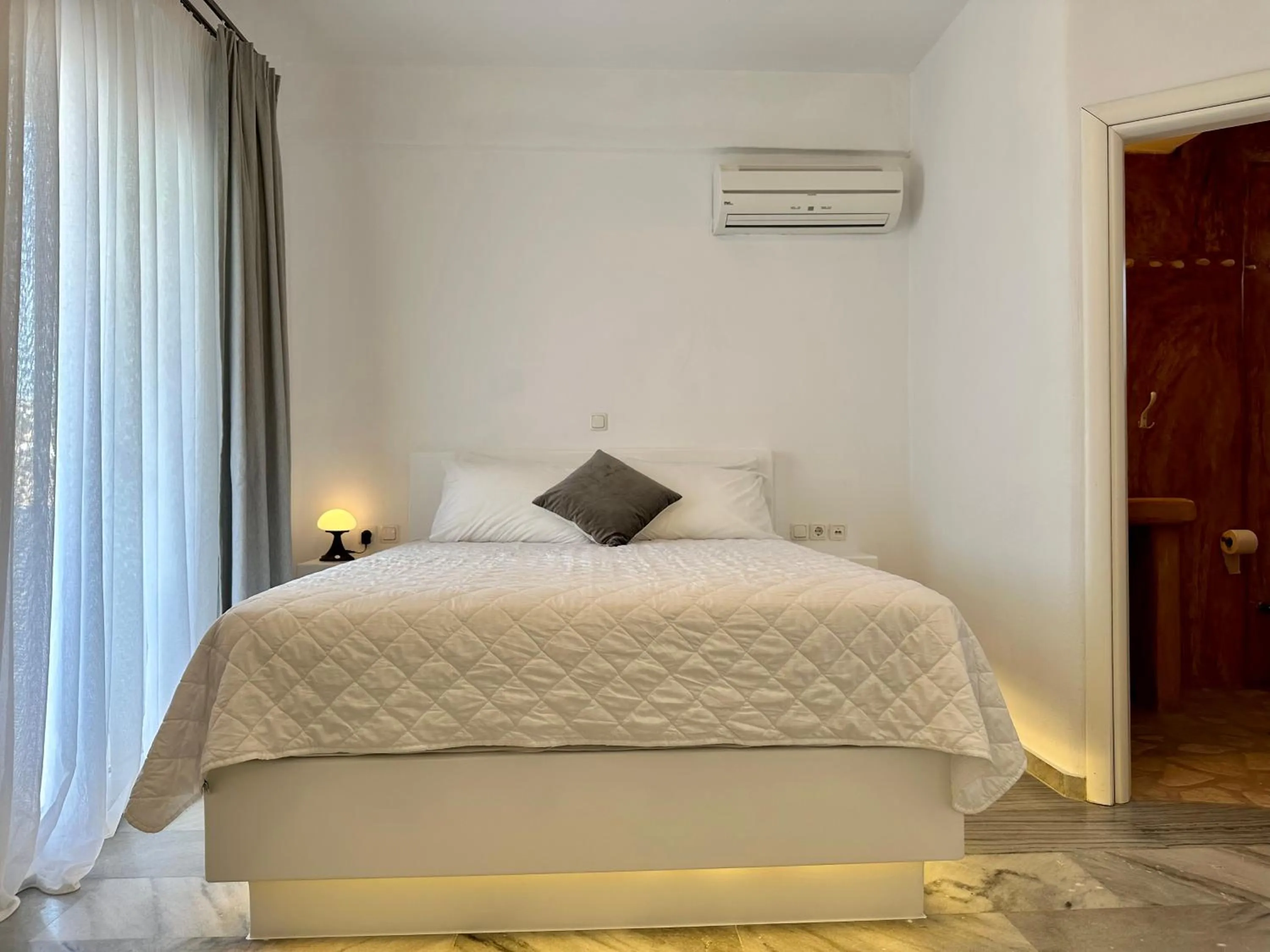 Bedroom, Bed in Paradiso Boutique