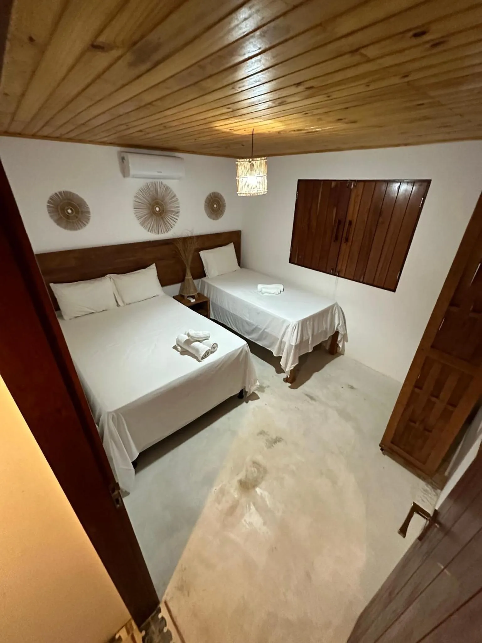 Bedroom, Bed in Vila do Coco - Milagres AL