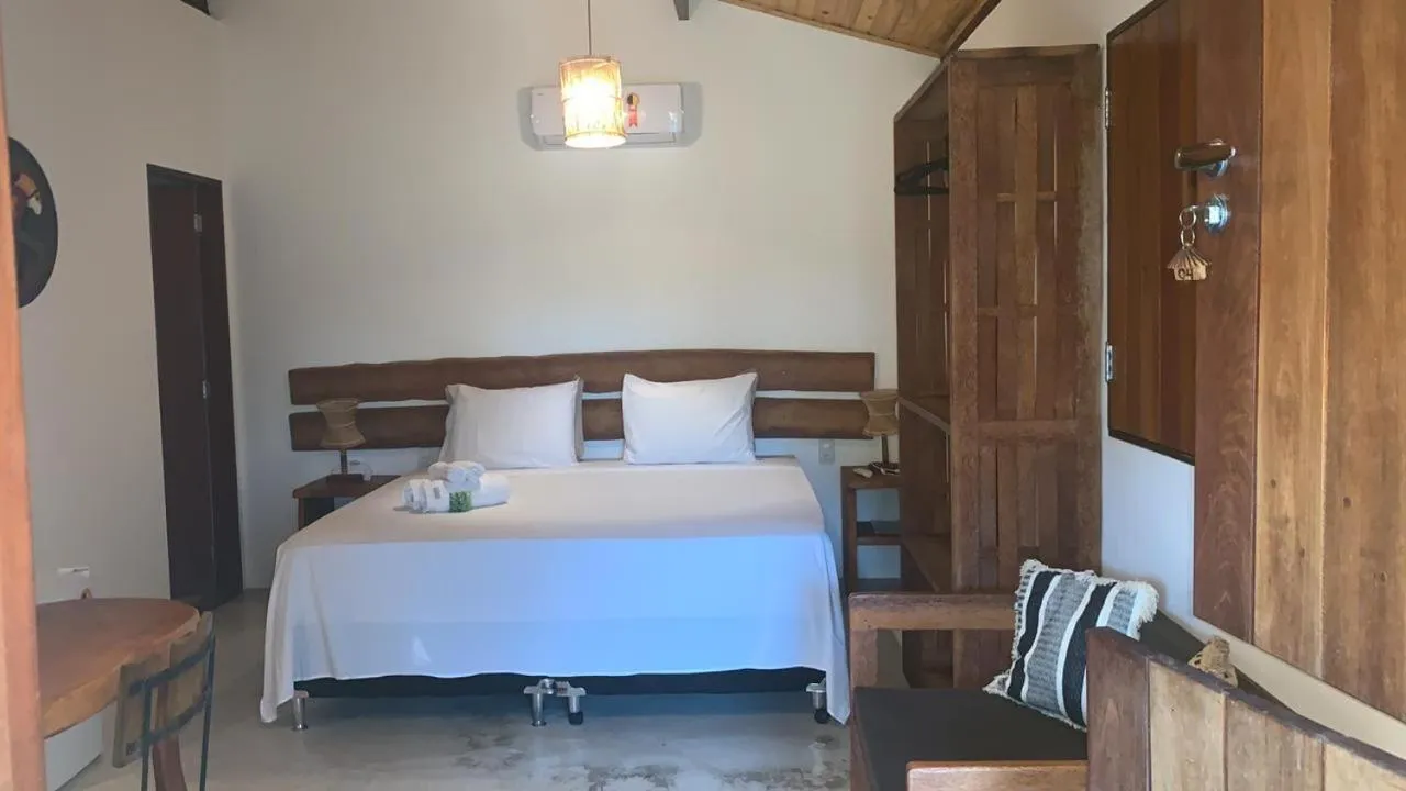 Bedroom, Bed in Vila do Coco - Milagres AL