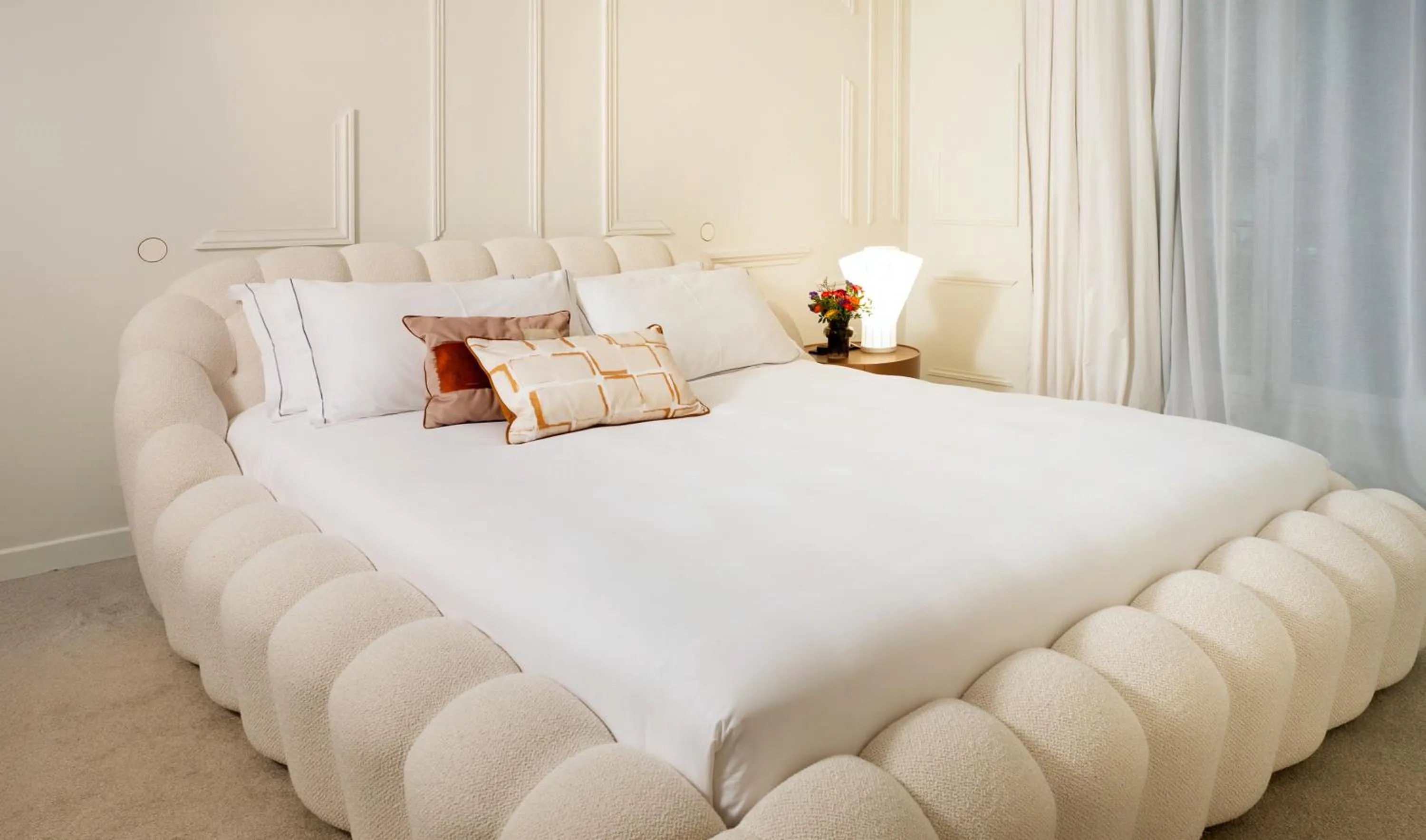 Bed in La Maison Champs Elysées