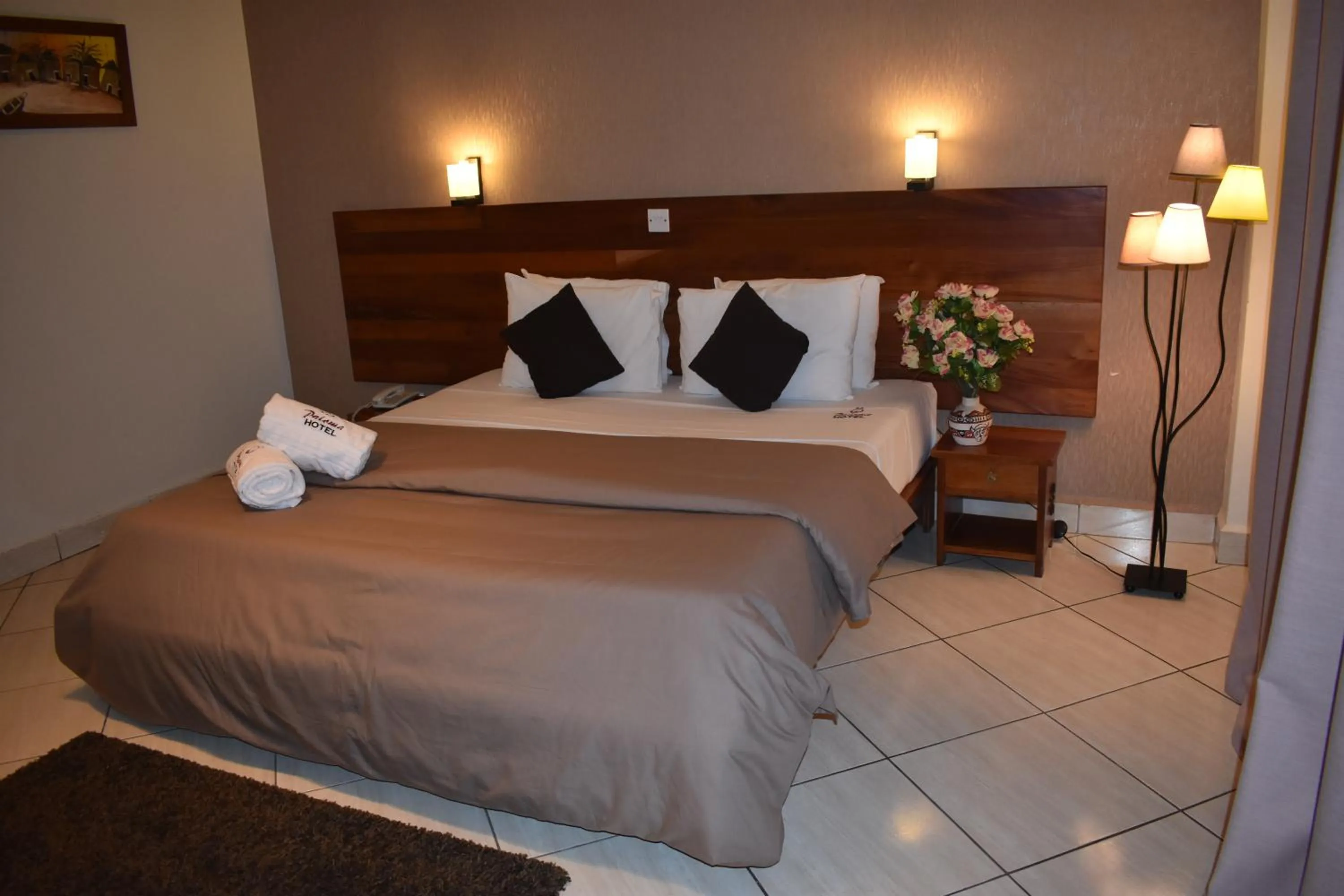 Bedroom, Bed in Paloma Hotel Ring Road