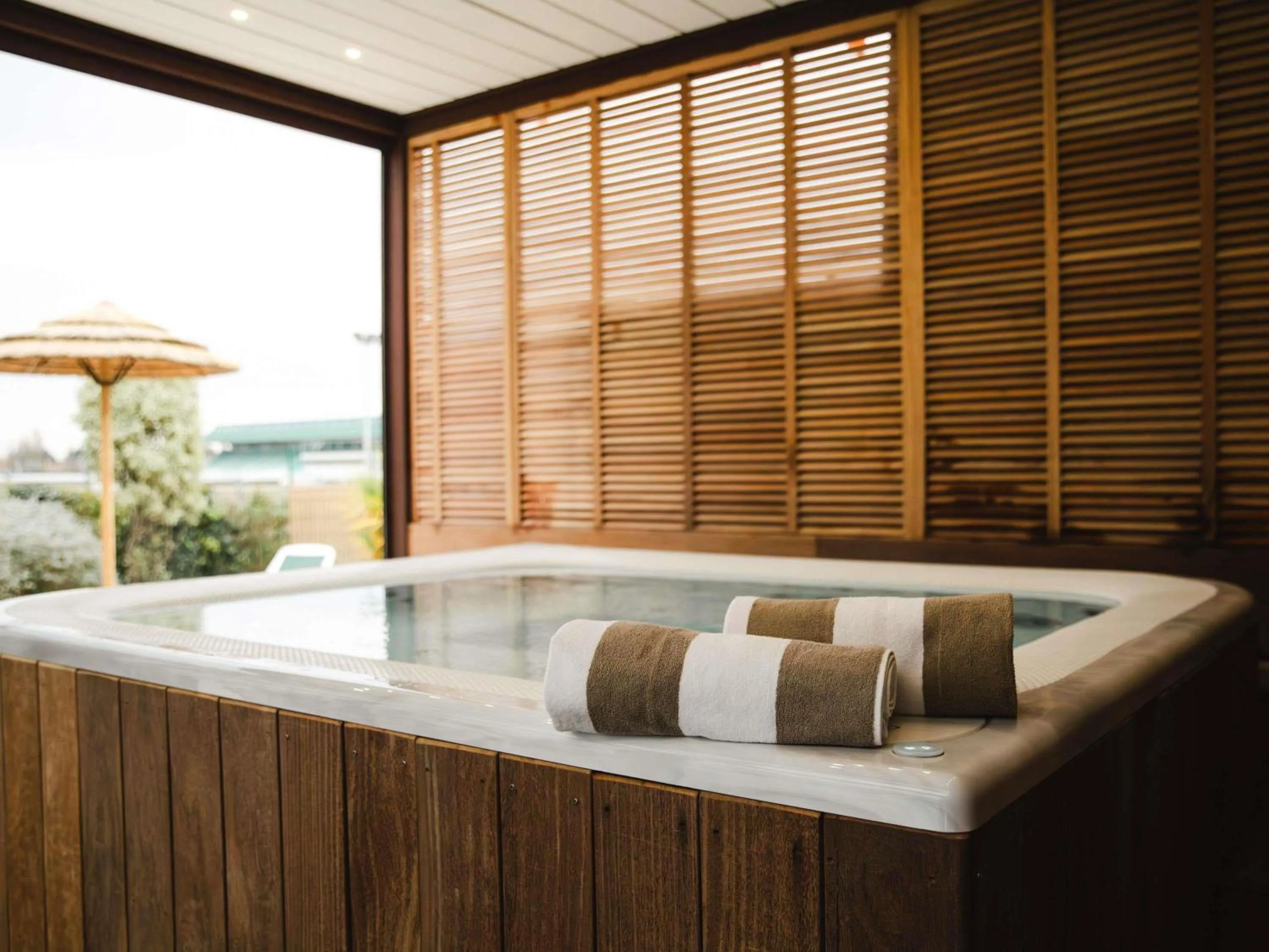 Spa and wellness centre/facilities in Mercure Cabourg Hôtel & Spa