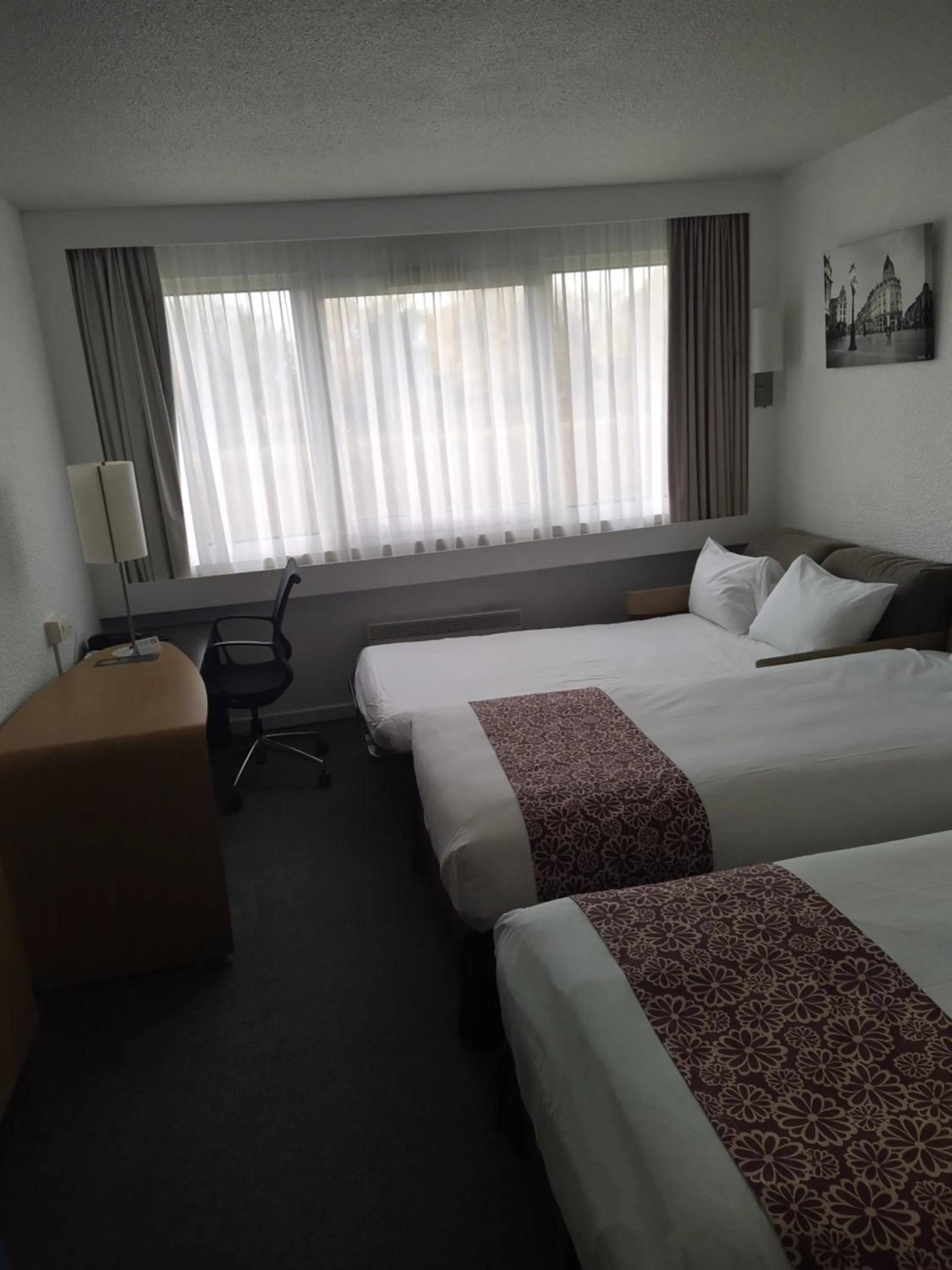 Bedroom, Bed in Holiday Inn Lille Ouest Englos by IHG