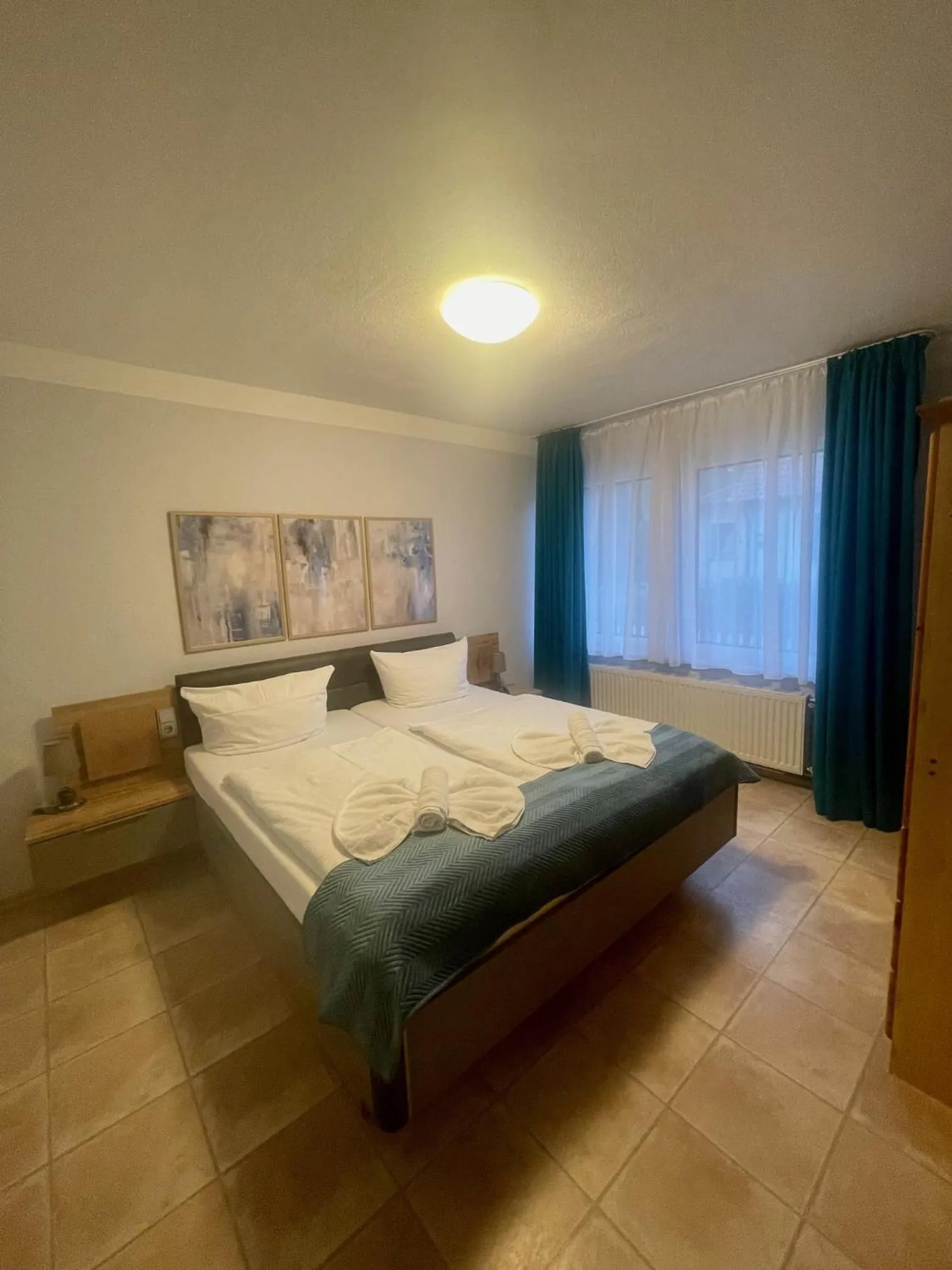 Bed in Hotel Pommerscher Hof