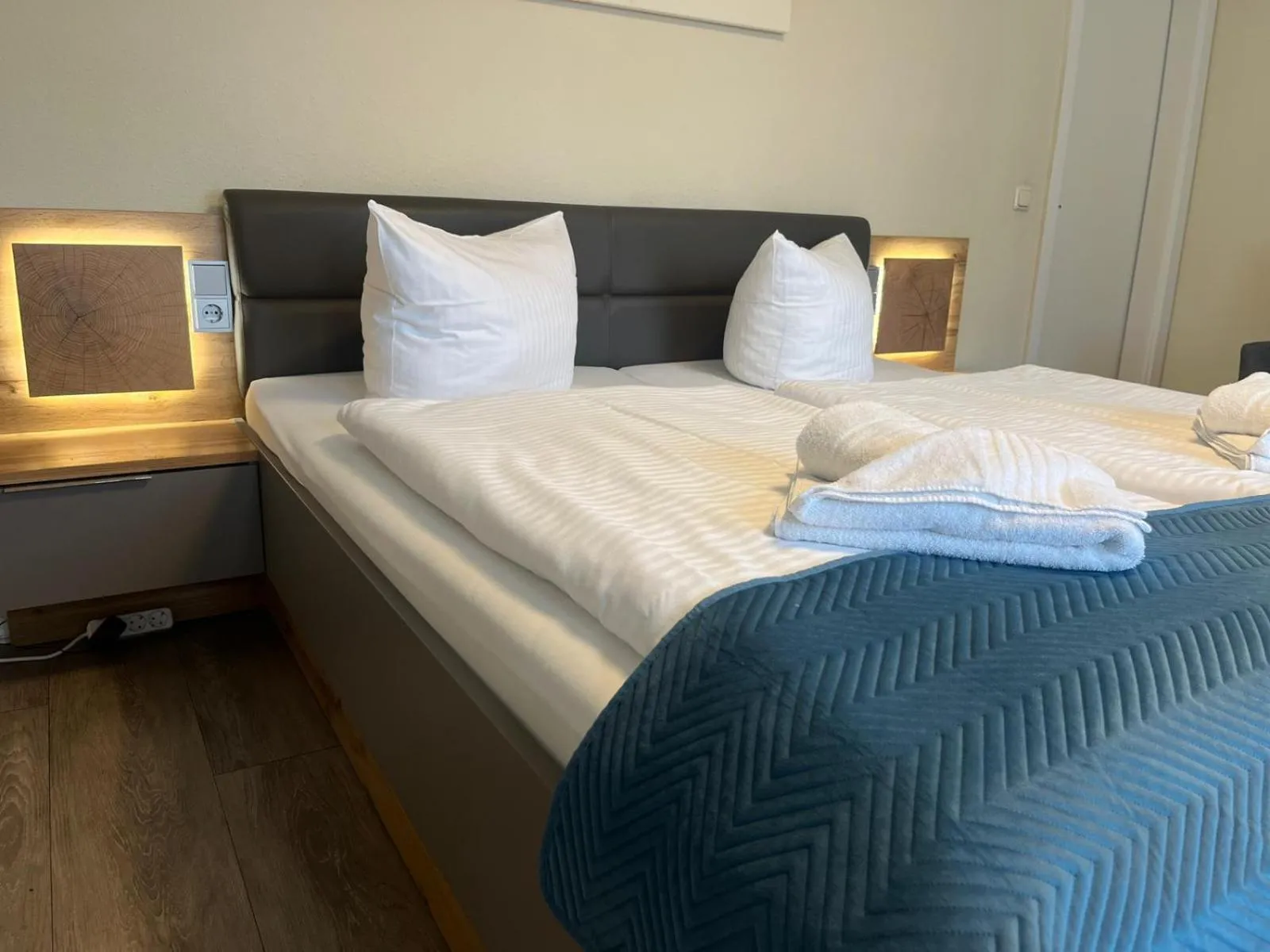 Photo of the whole room, Bed in Hotel Pommerscher Hof