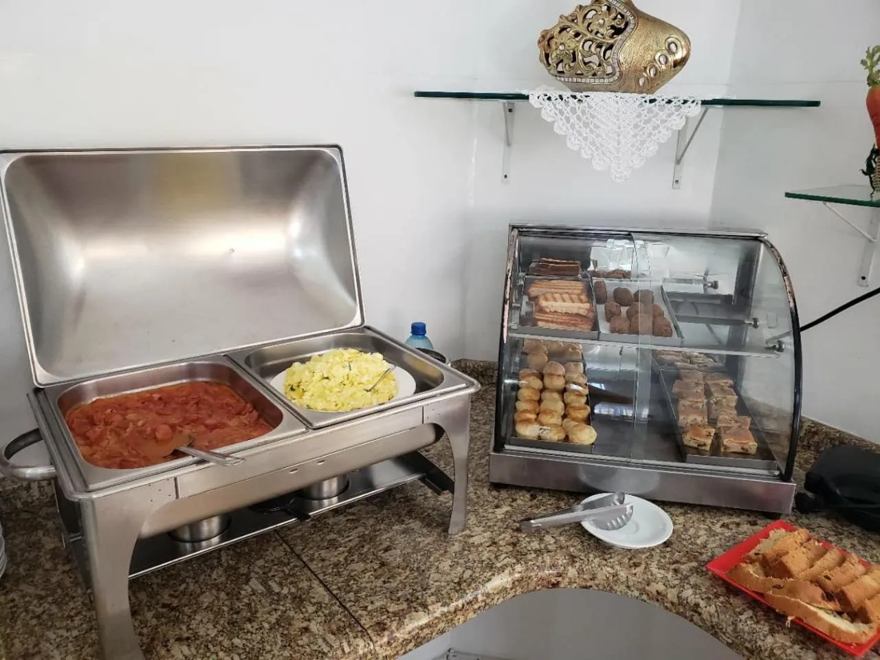 Breakfast in Hotel Palugi