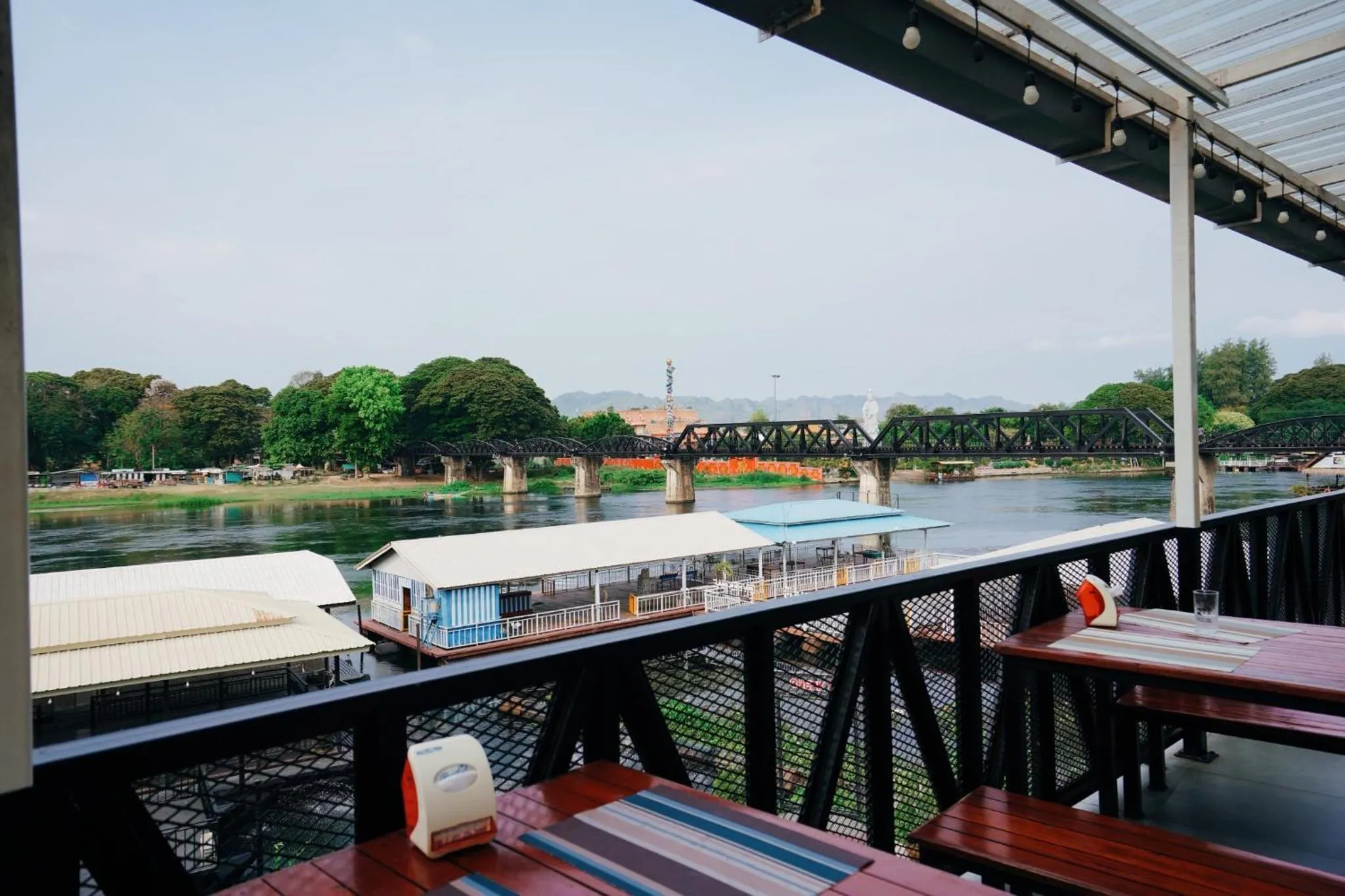 Restaurant/places to eat in River Kwai View Hotel Kanchanaburi