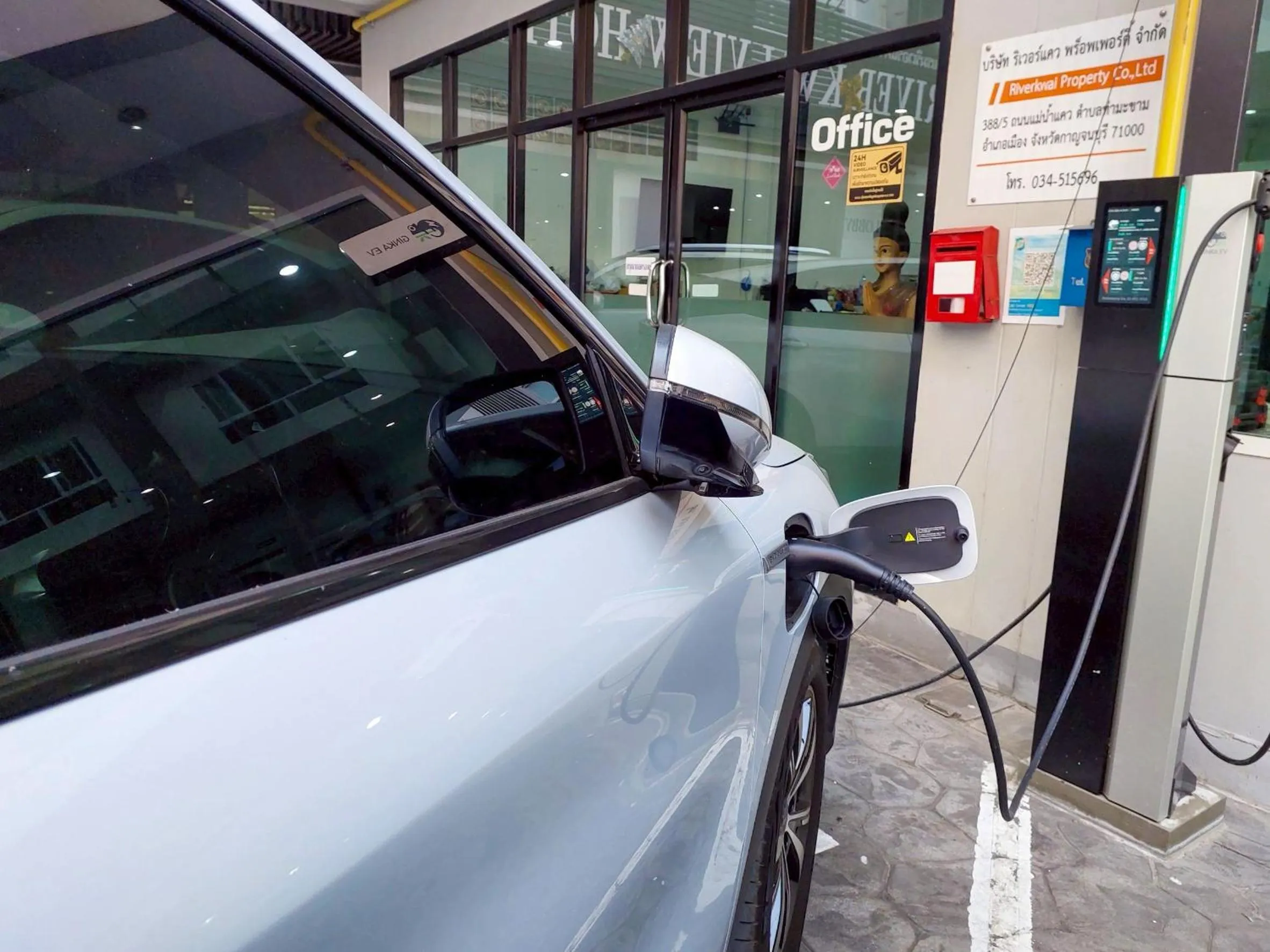 Parking in River Kwai View Hotel Kanchanaburi