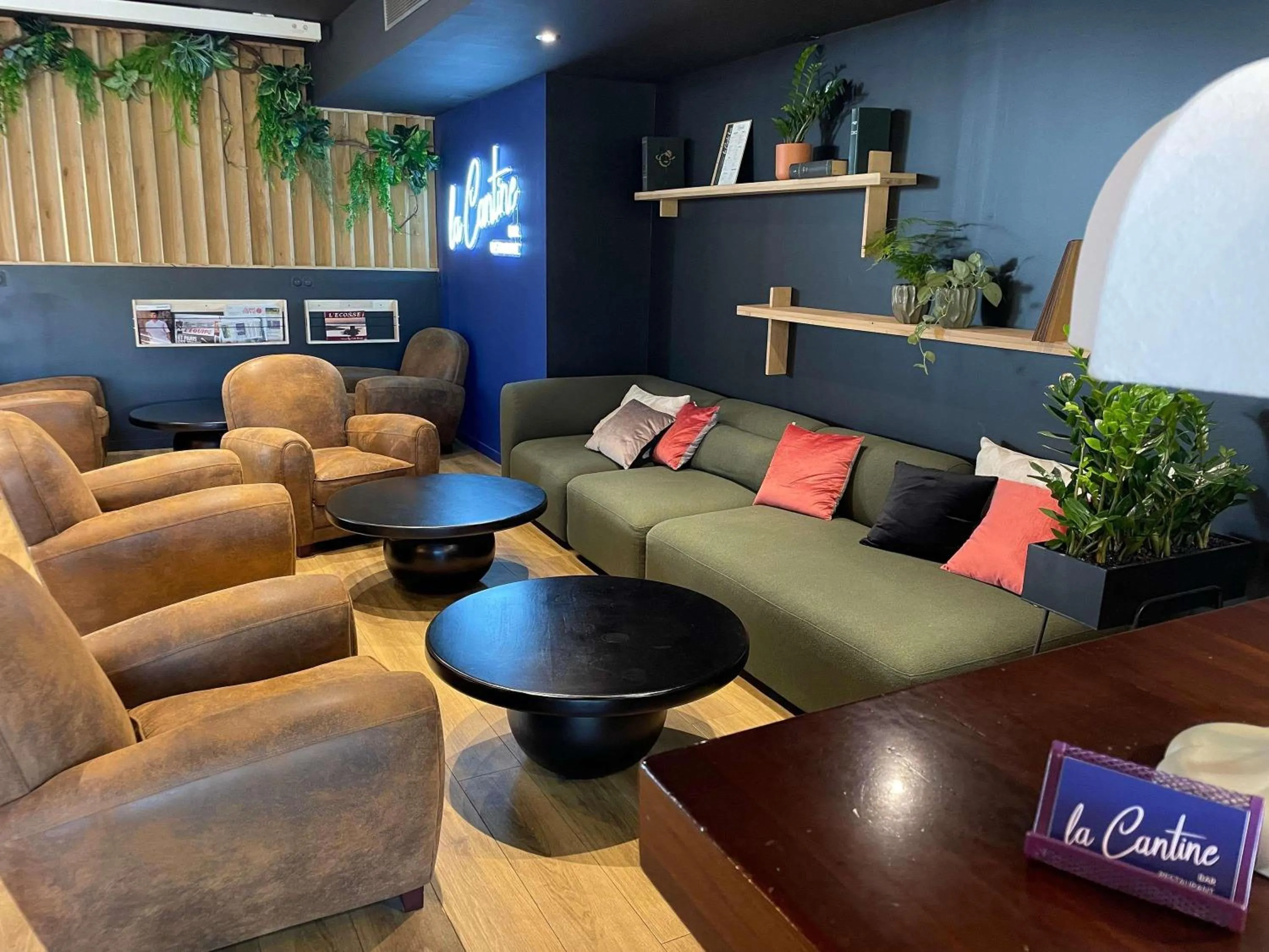 Restaurant/places to eat in ibis Styles Lorient Caudan