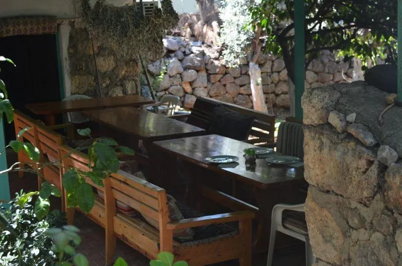 Restaurant/places to eat in Likya Pansiyon