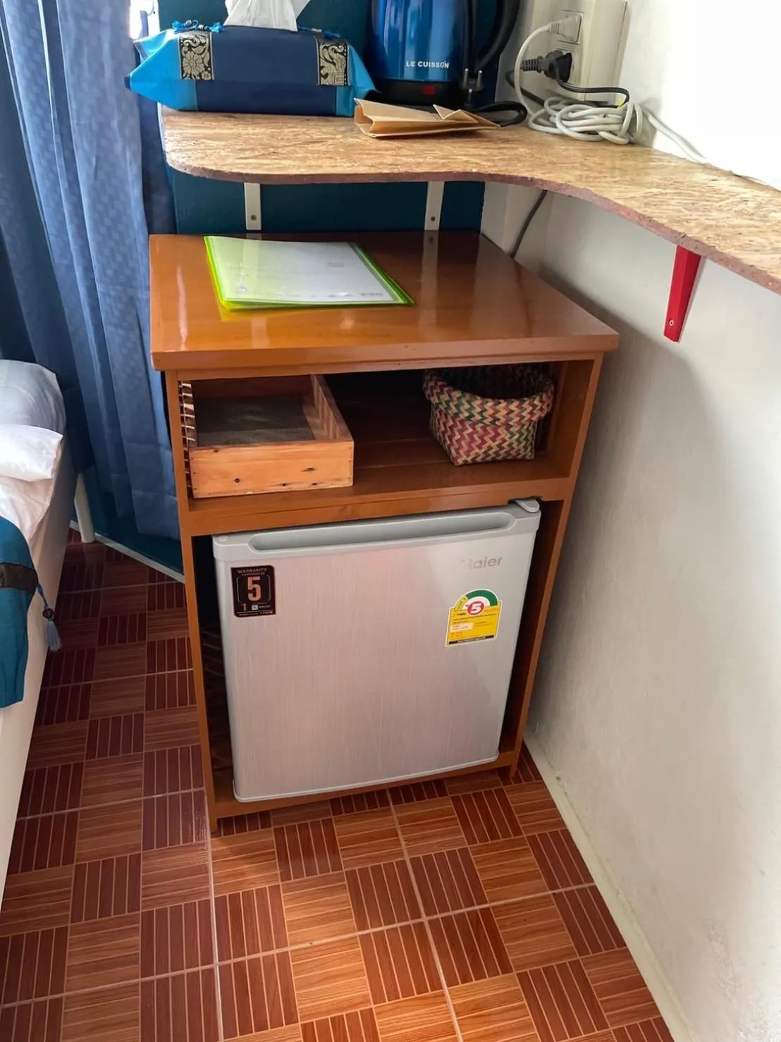 Area and facilities in Acozyposhtel