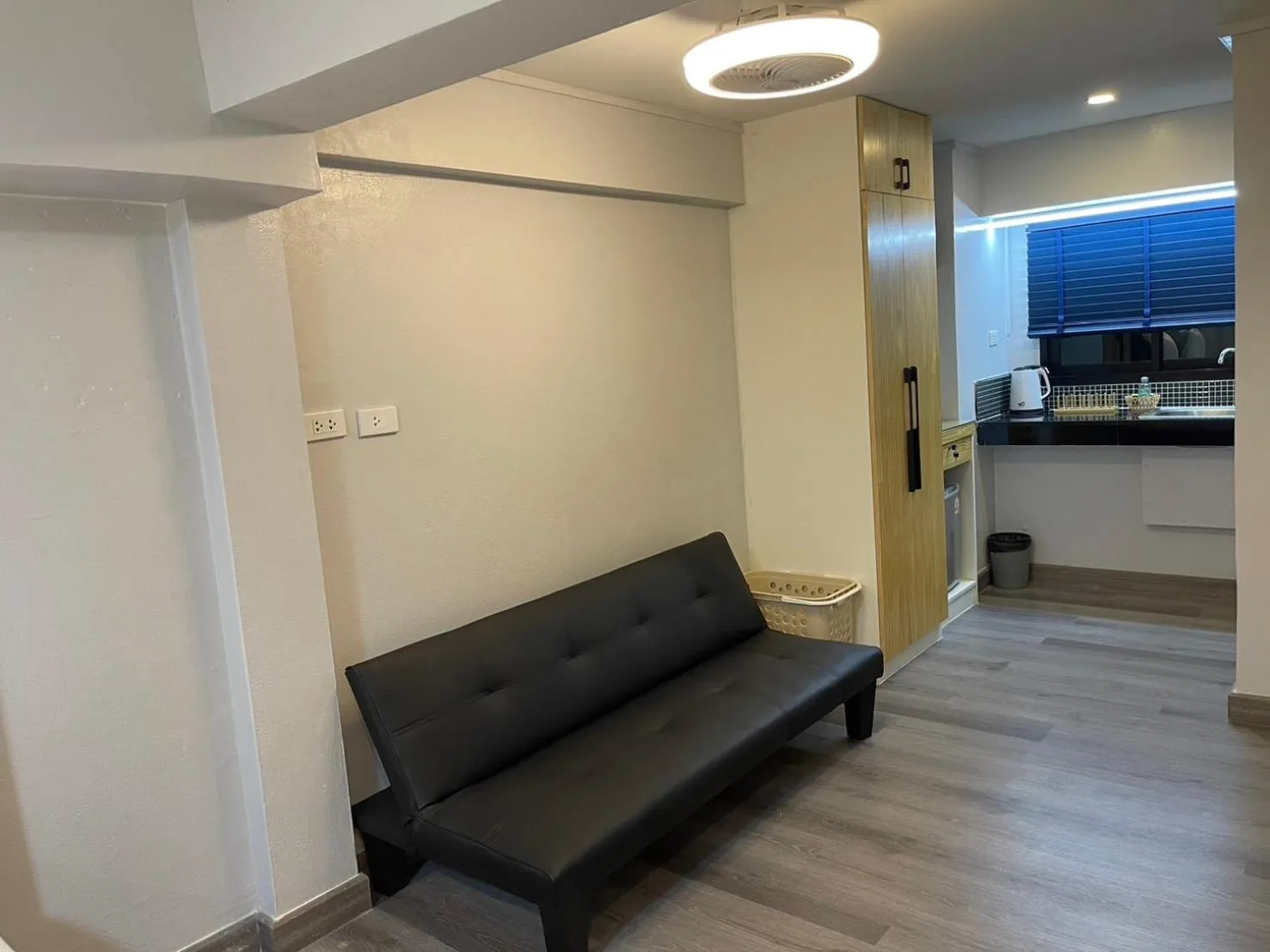 Seating area in Acozyposhtel