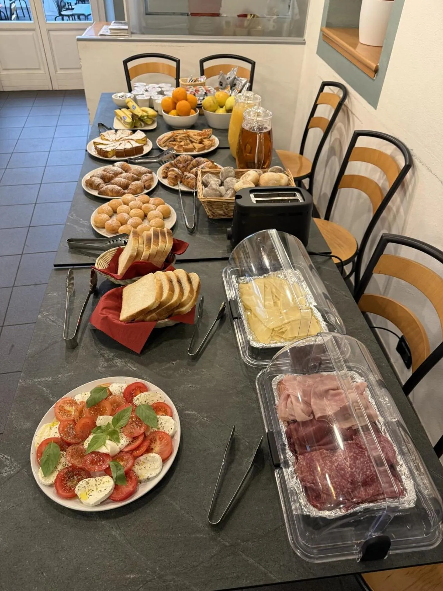Breakfast in Albergo Del Sole