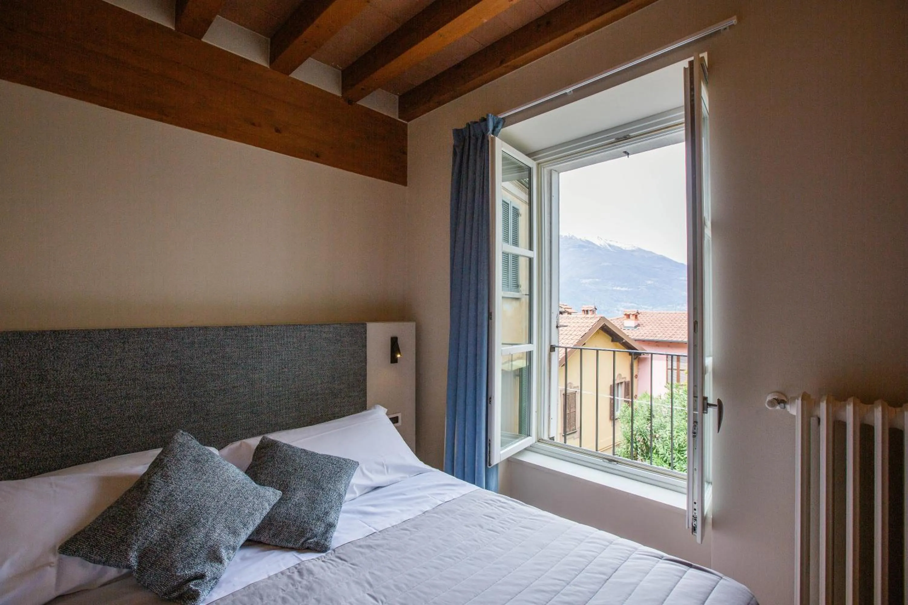 Bed in Albergo Del Sole