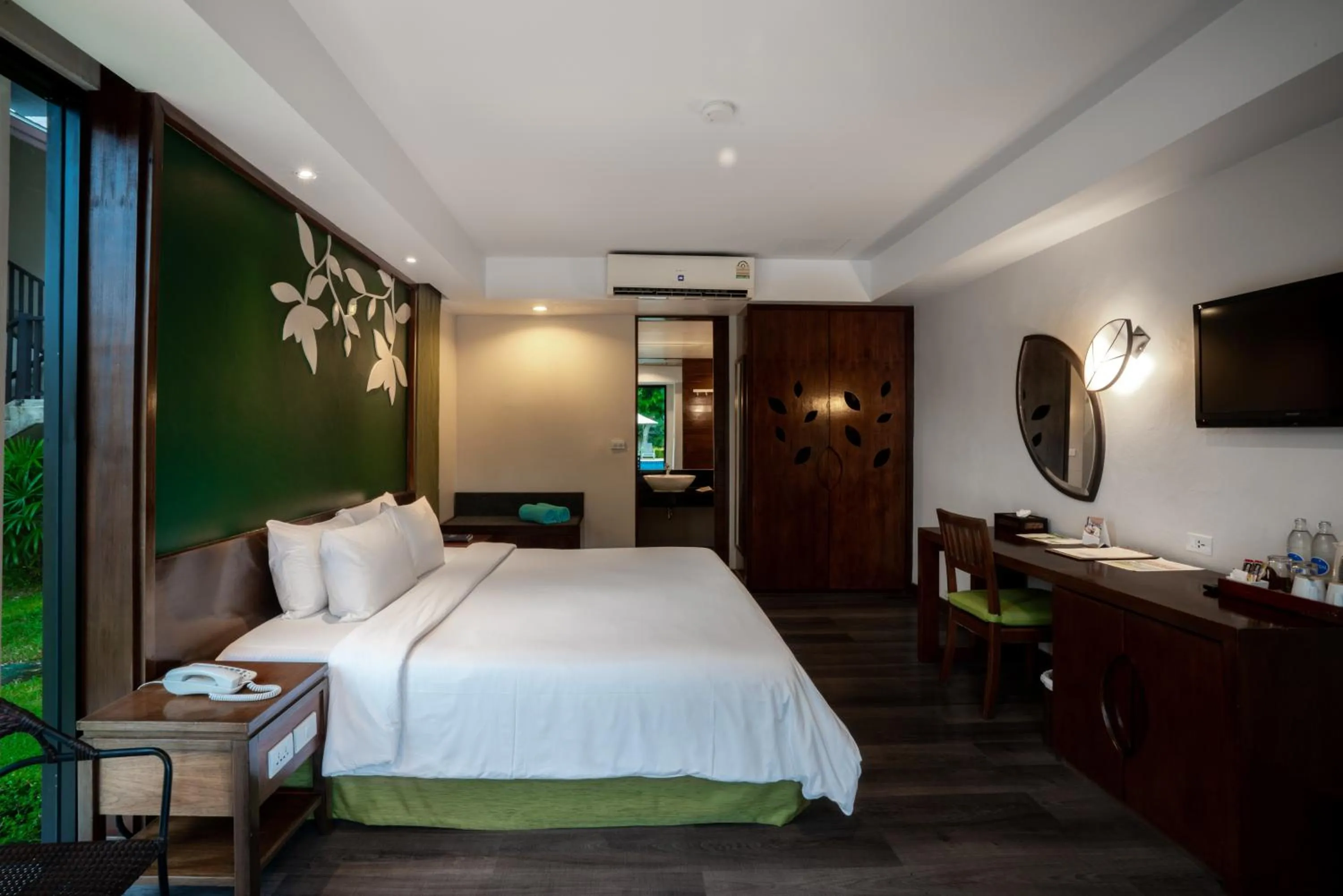 Bedroom, Bed in The Leaf on The Sands by Katathani - SHA Extra Plus