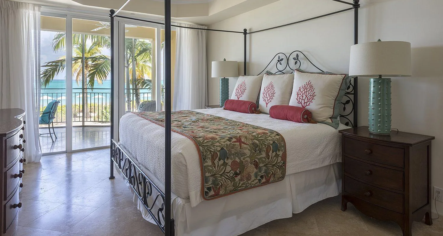 Bedroom, Bed in The Tuscany on Grace Bay