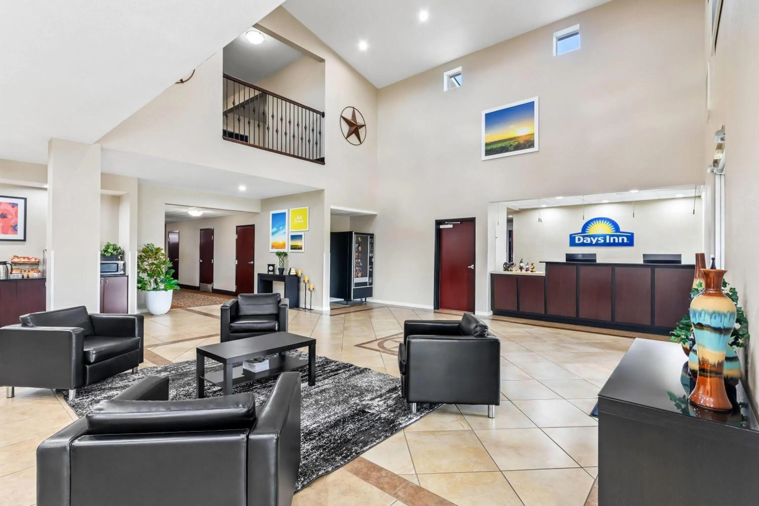 Lobby or reception in Days Inn by Wyndham Rockdale Texas