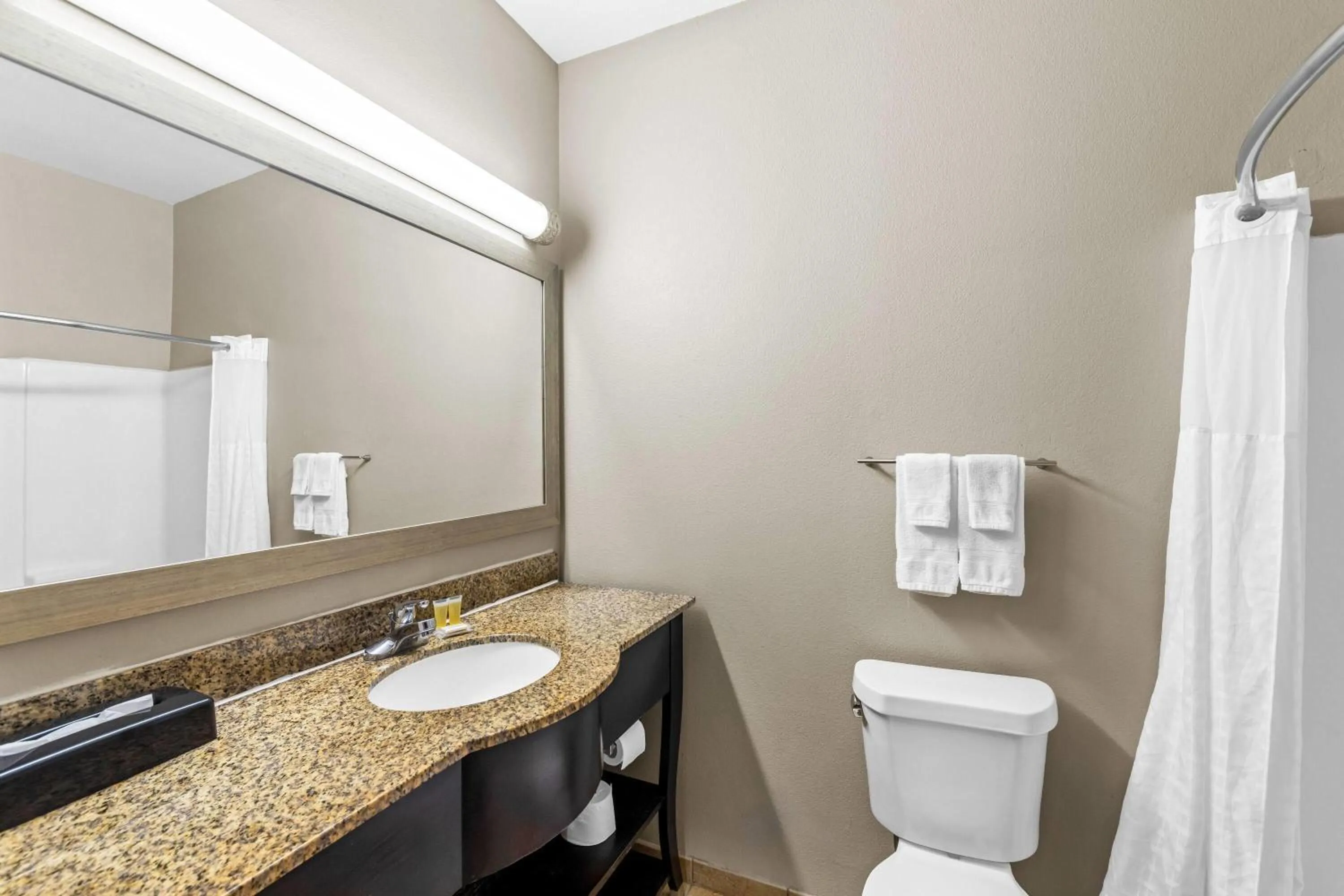 Bathroom in Days Inn by Wyndham Rockdale Texas