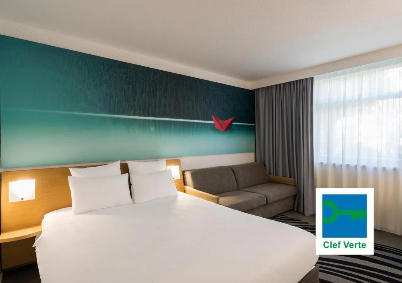 Bed in Novotel Lyon Bron Meeting & Events
