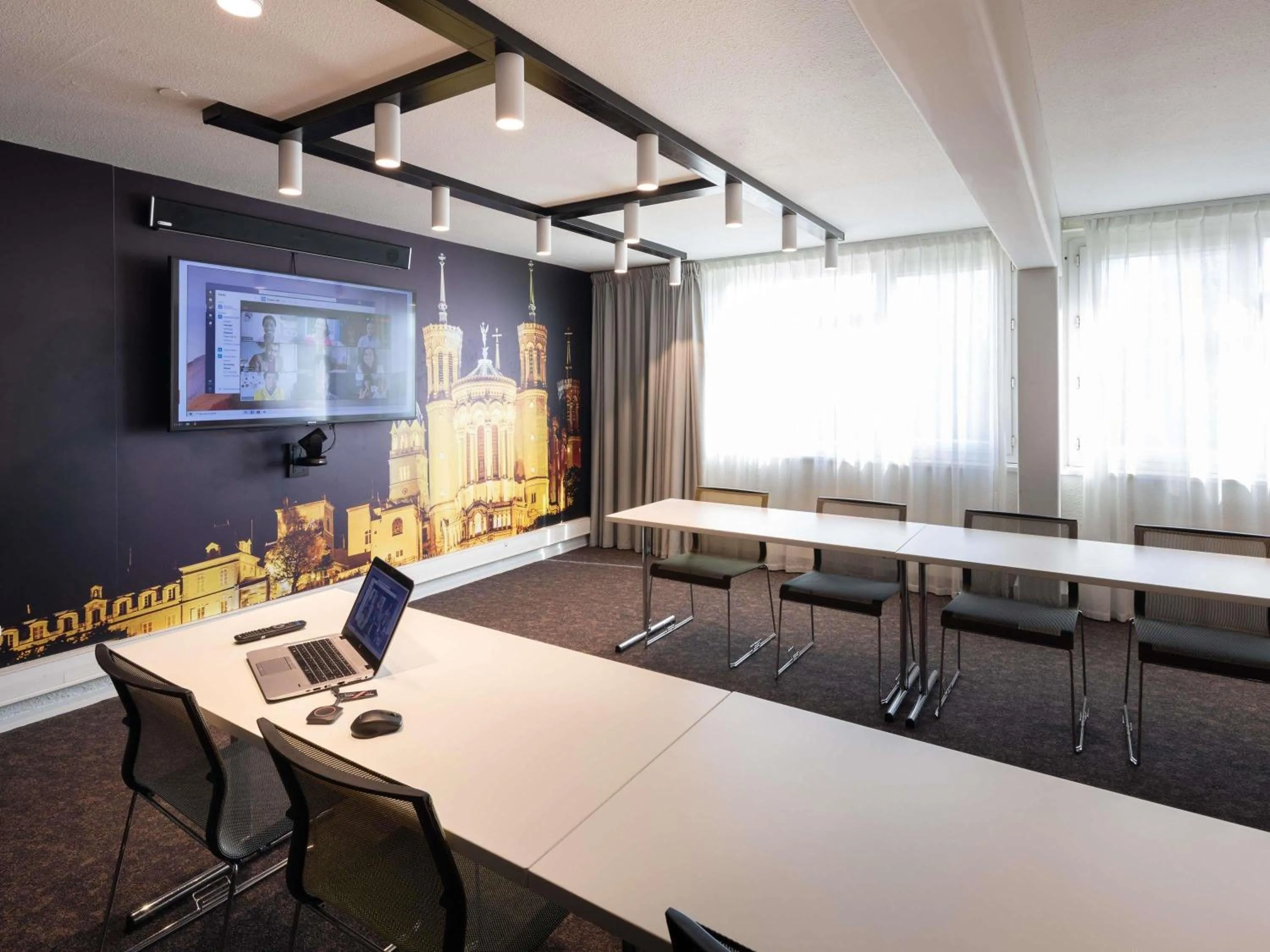 Meeting/conference room in Novotel Lyon Bron Meeting & Events