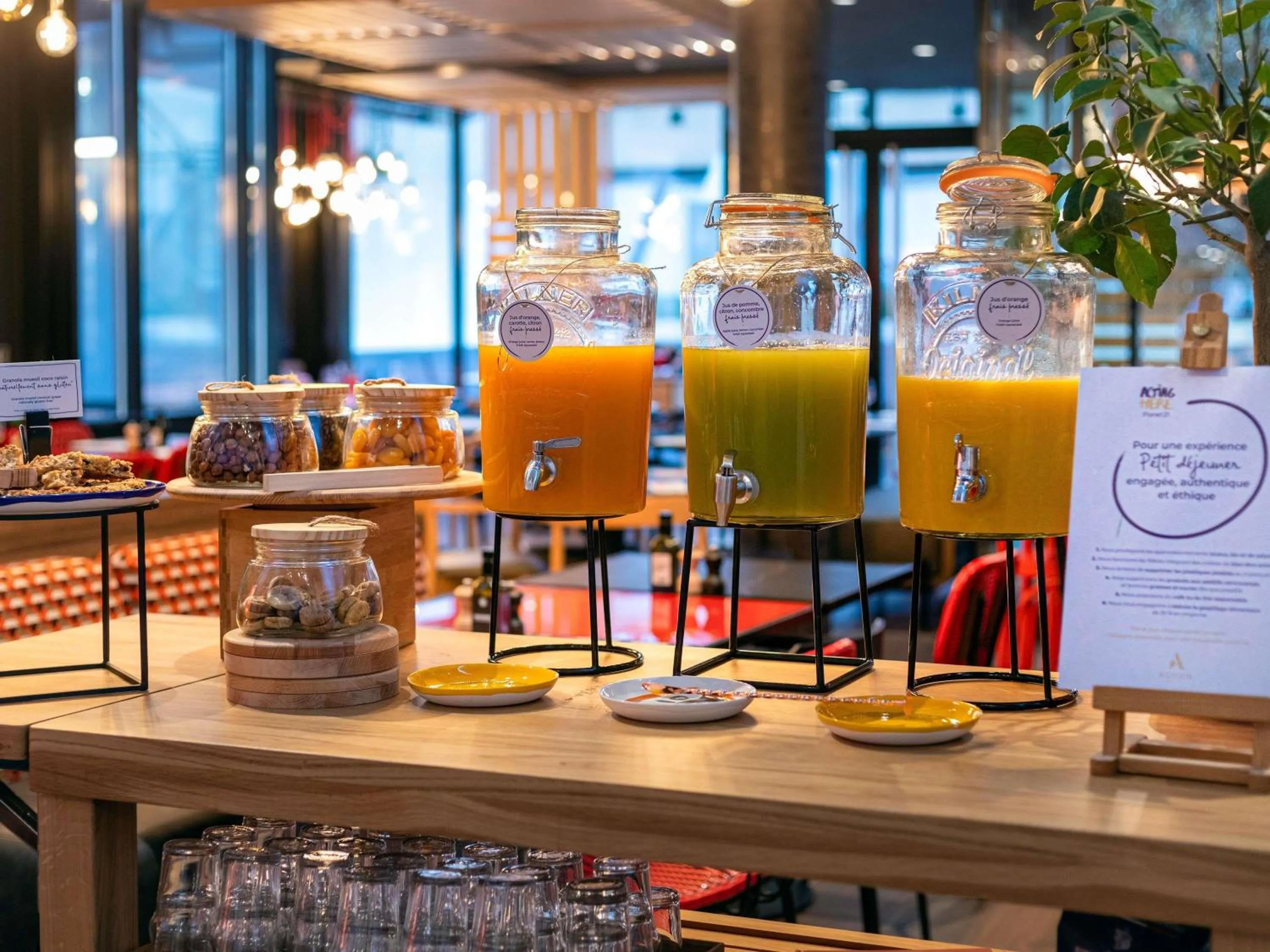 Breakfast in Novotel Lyon Bron Meeting & Events