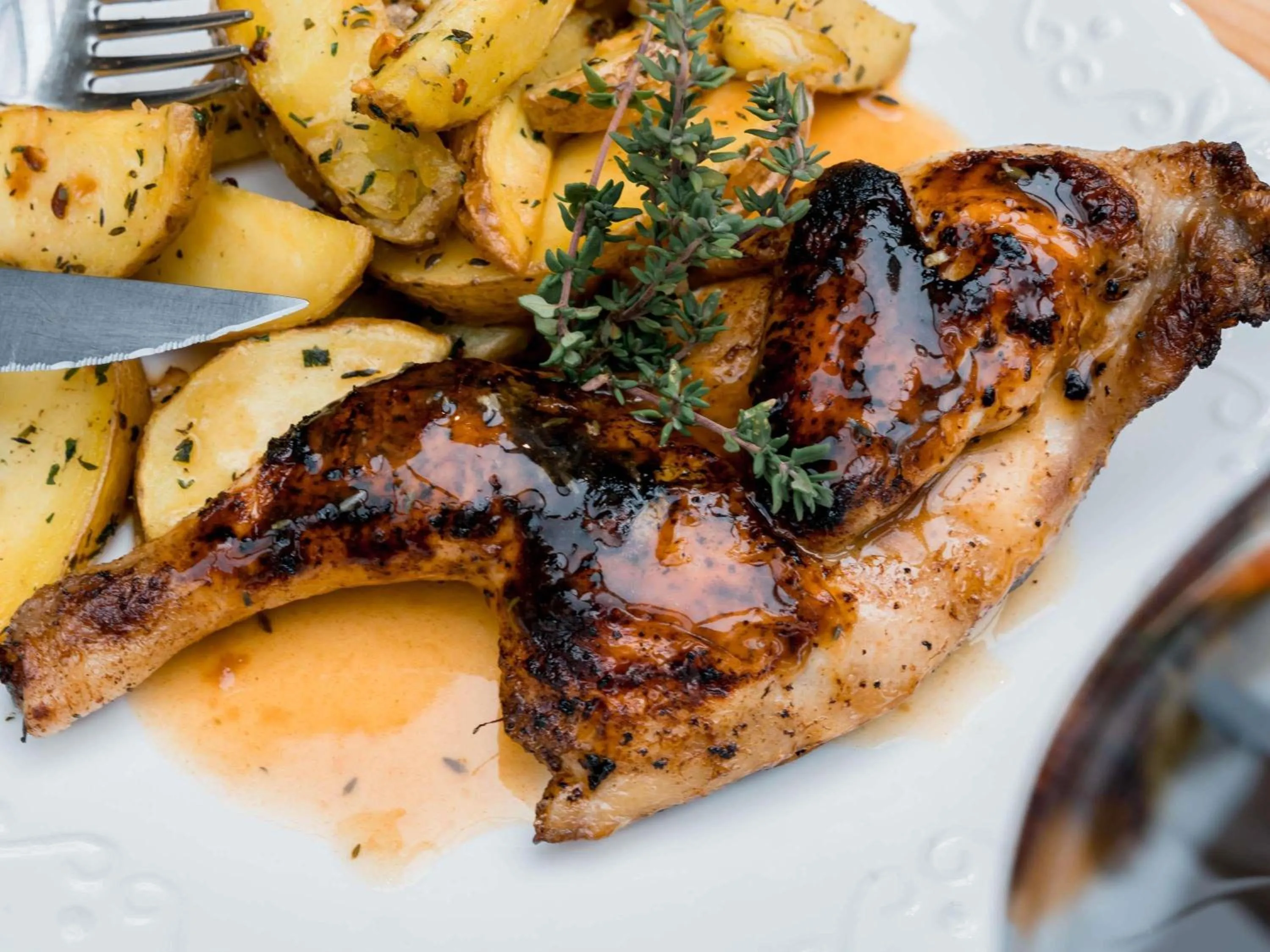 Restaurant/places to eat in Novotel Lyon Bron Meeting & Events