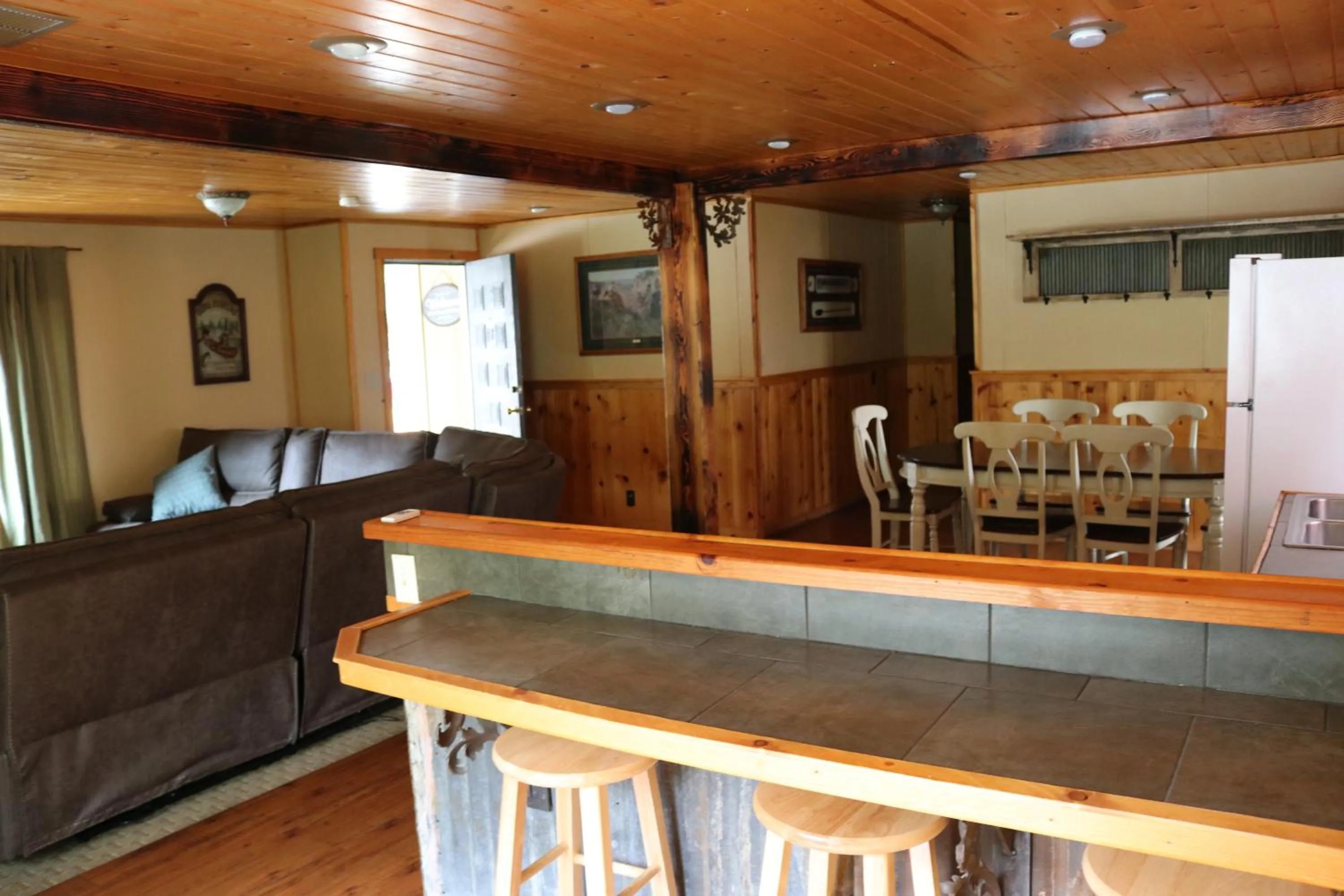 Seating area in Lake View Lodge