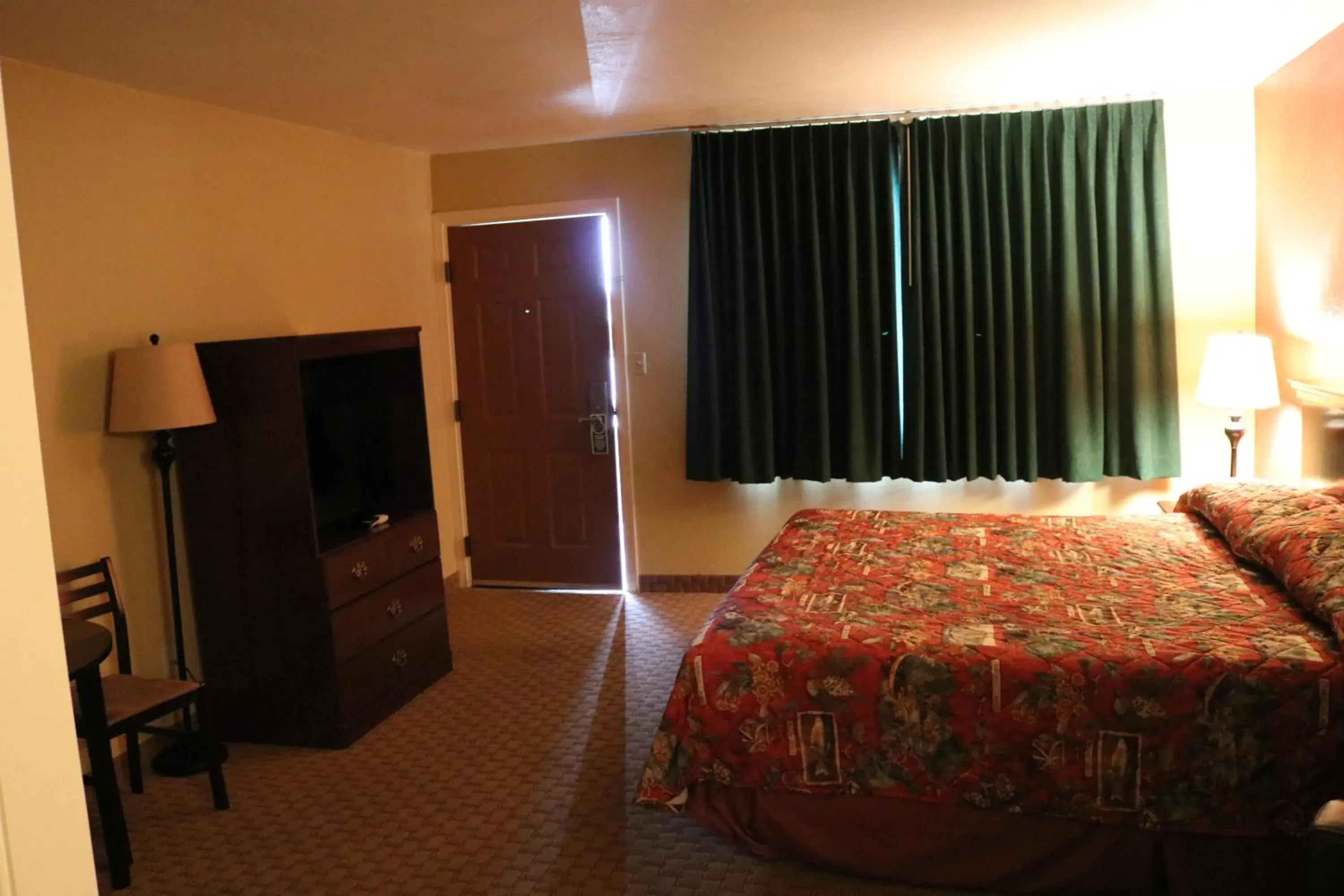 King Room in Lake View Lodge King Room in Lake View Lodge