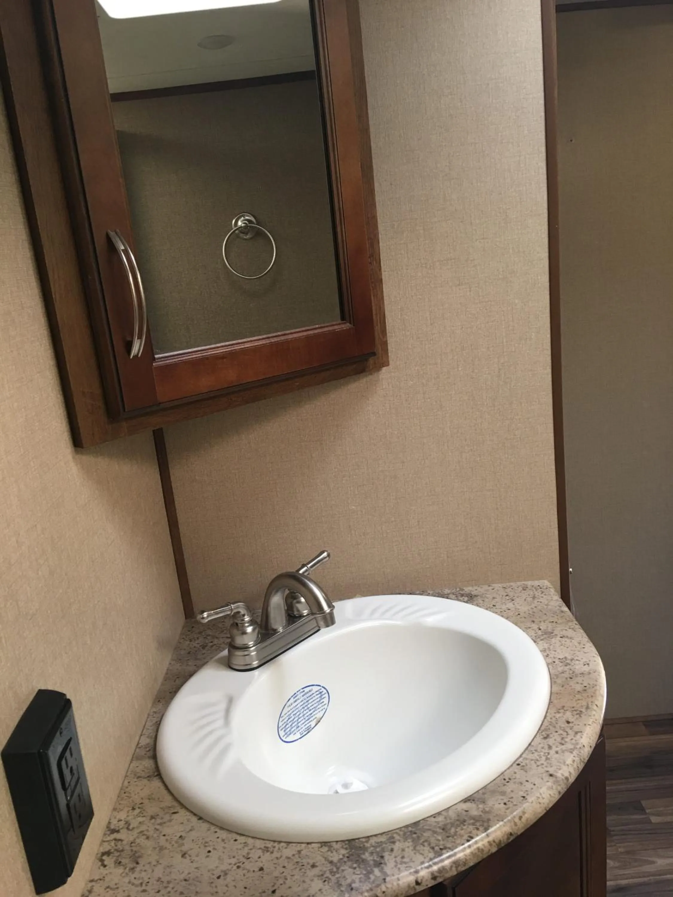 Bathroom in Lake View Lodge