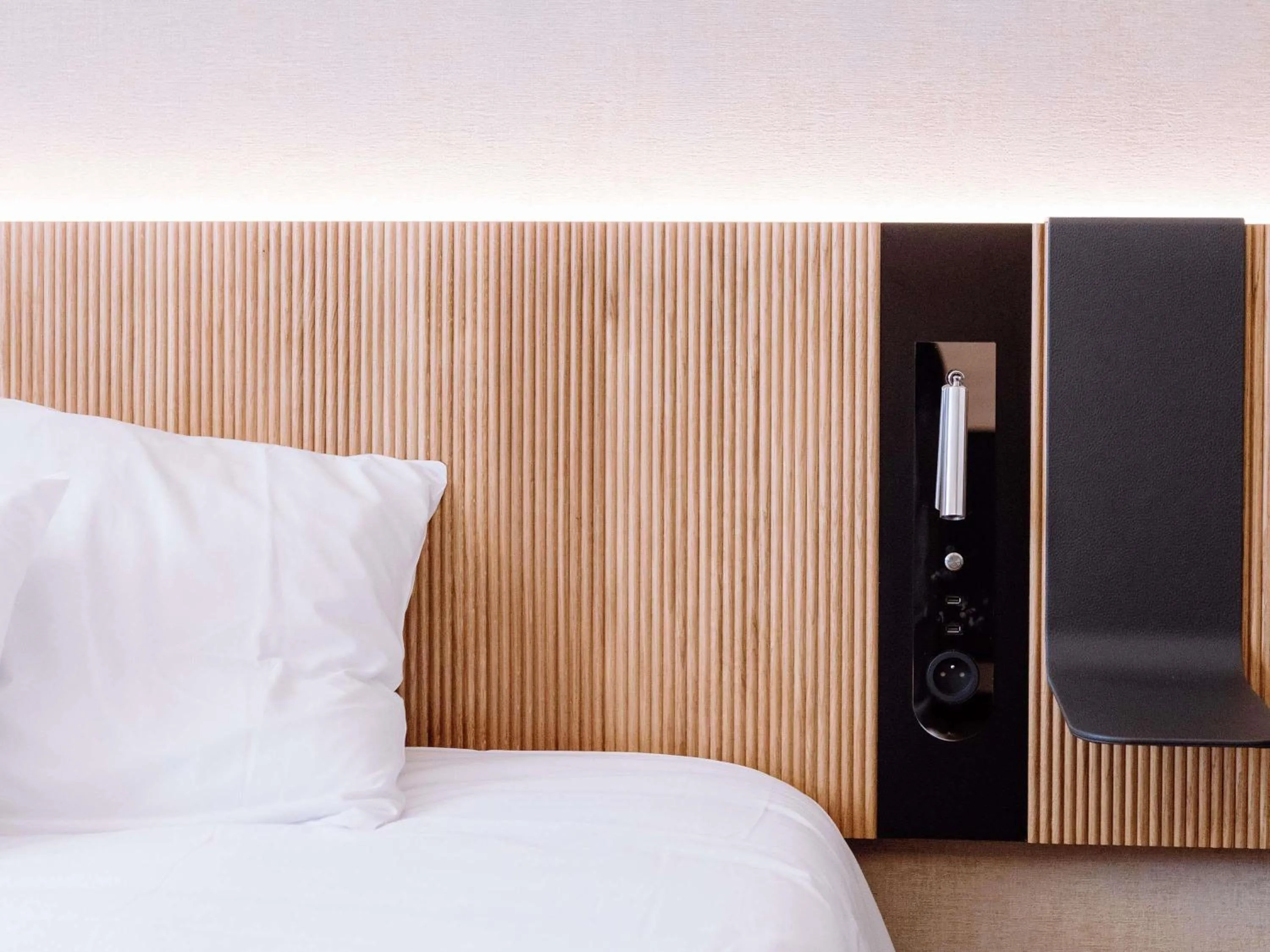 Bedroom, Bed in Novotel Montpellier