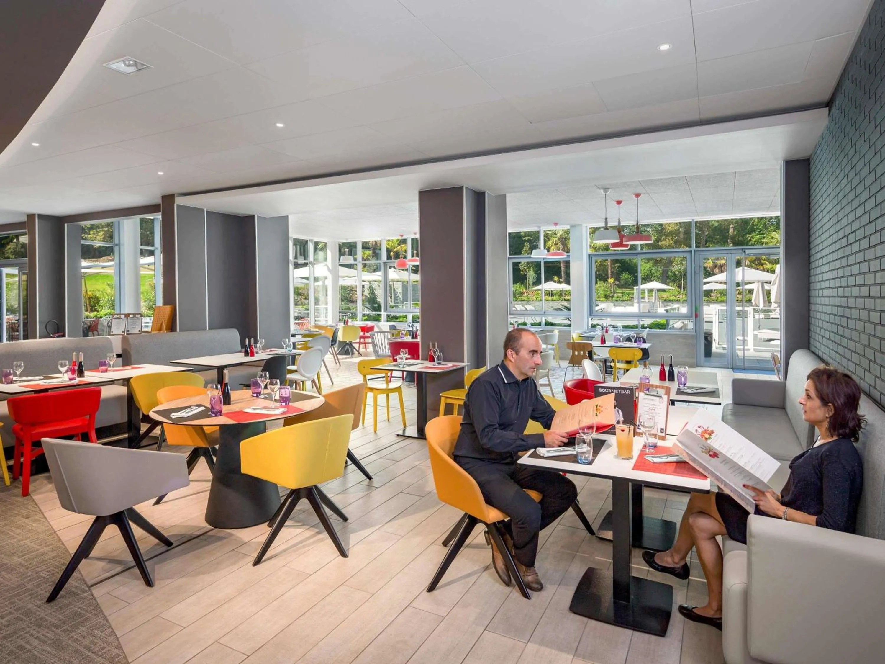 Restaurant/places to eat in Novotel Resort & Spa Biarritz Anglet