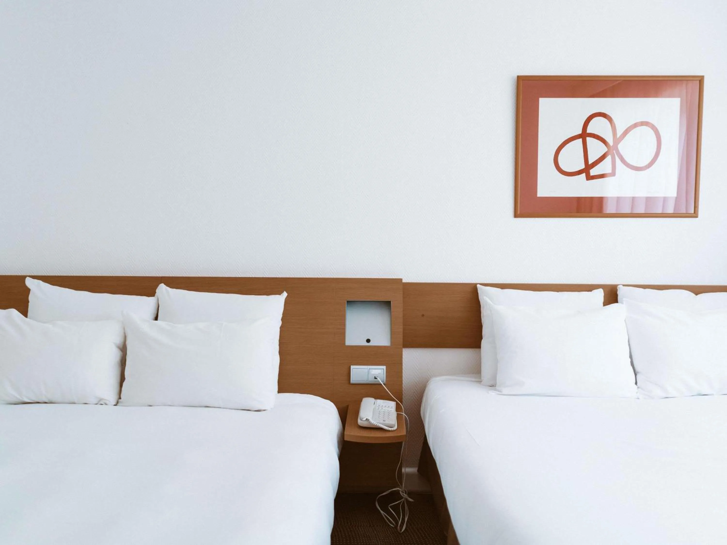 Bedroom, Bed in Novotel Resort & Spa Biarritz Anglet
