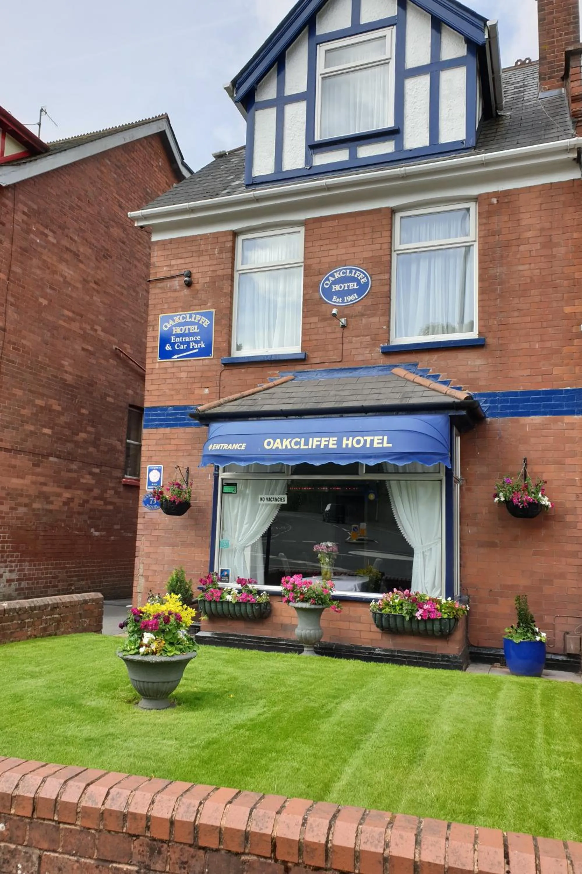 Property building in The Oakcliffe