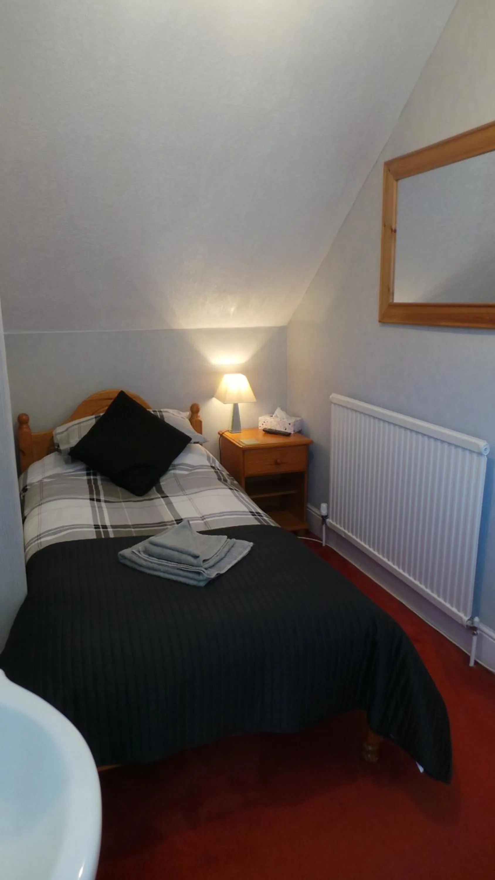 Bedroom, Bed in The Oakcliffe