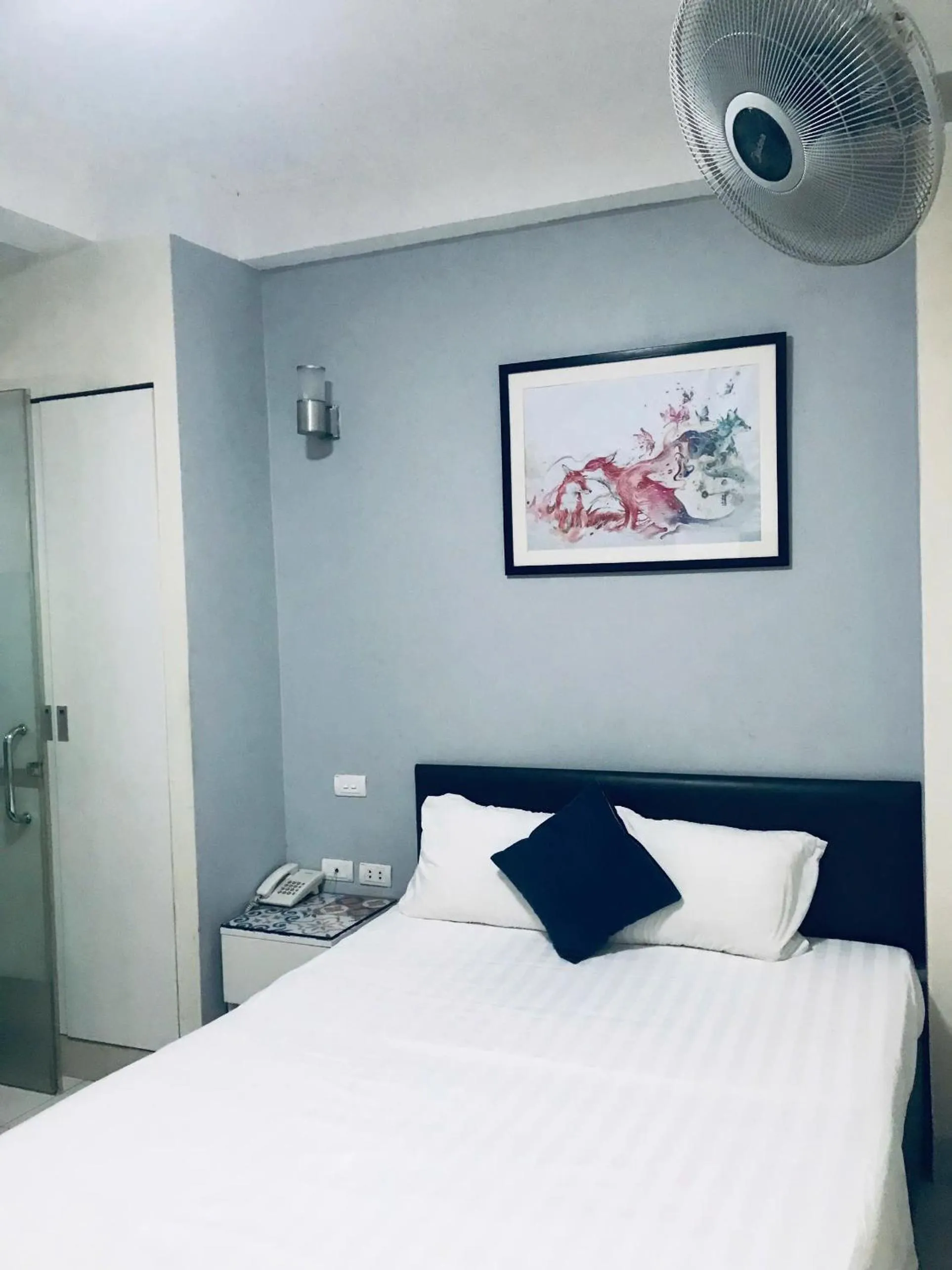 Bed in Linh Anh Hotel