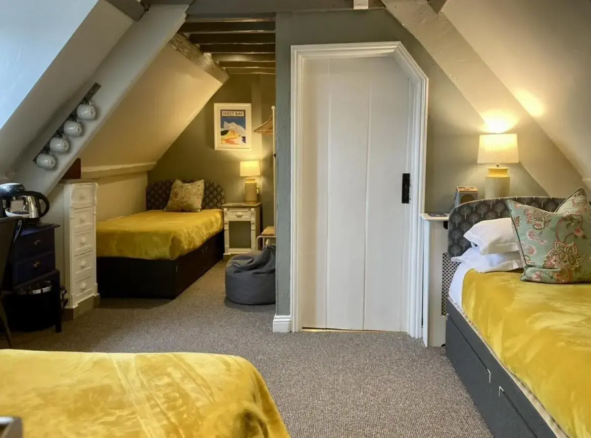 Family Room in The Bridge House Family Room in The Bridge House