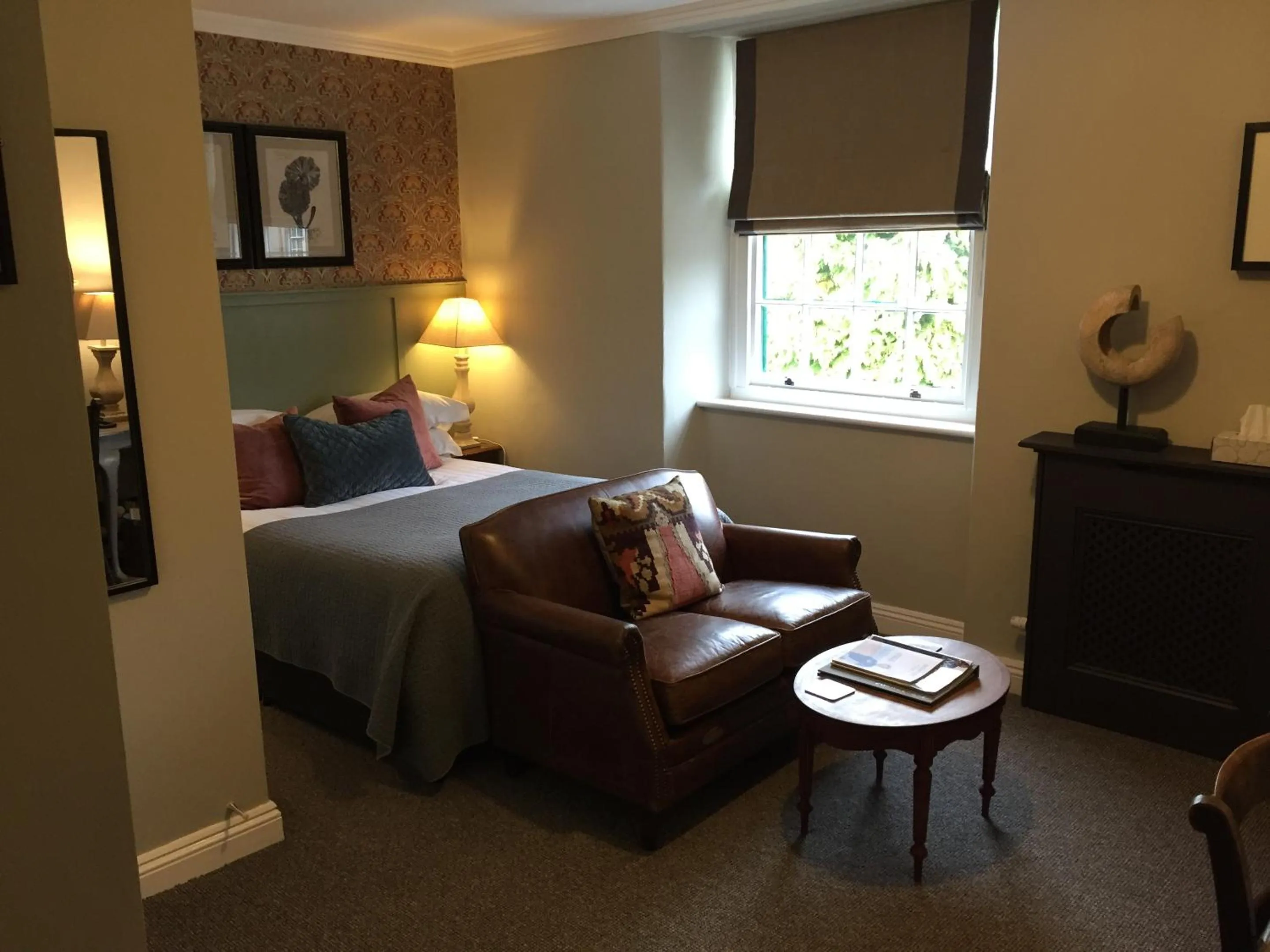 Bedroom, Bed in The Bridge House