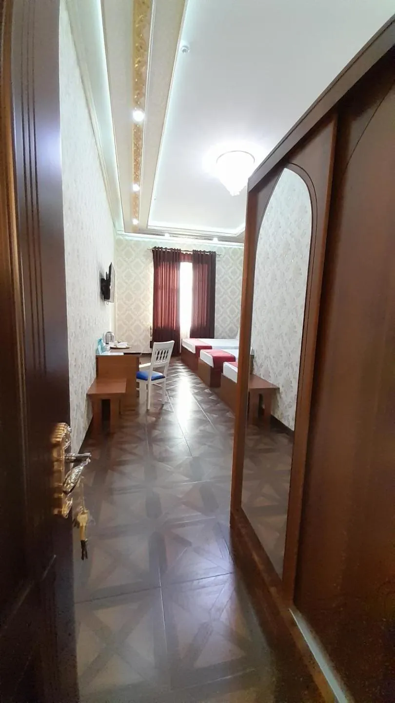 Photo of the whole room in Villa Oasis