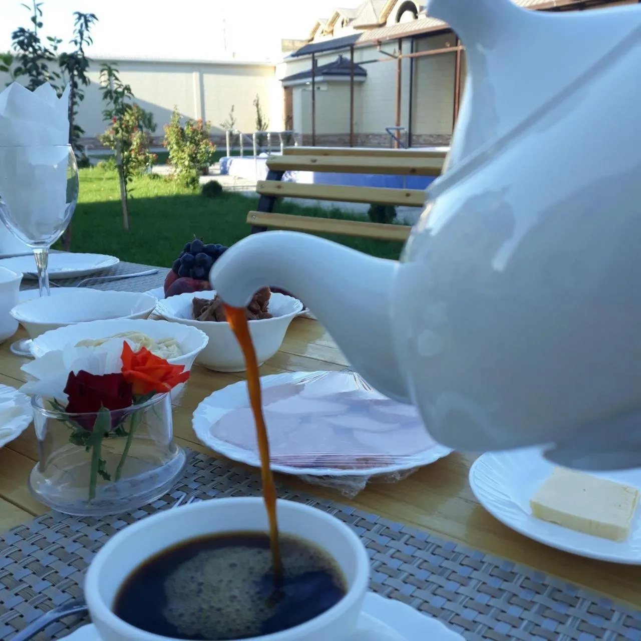 Breakfast in Villa Oasis