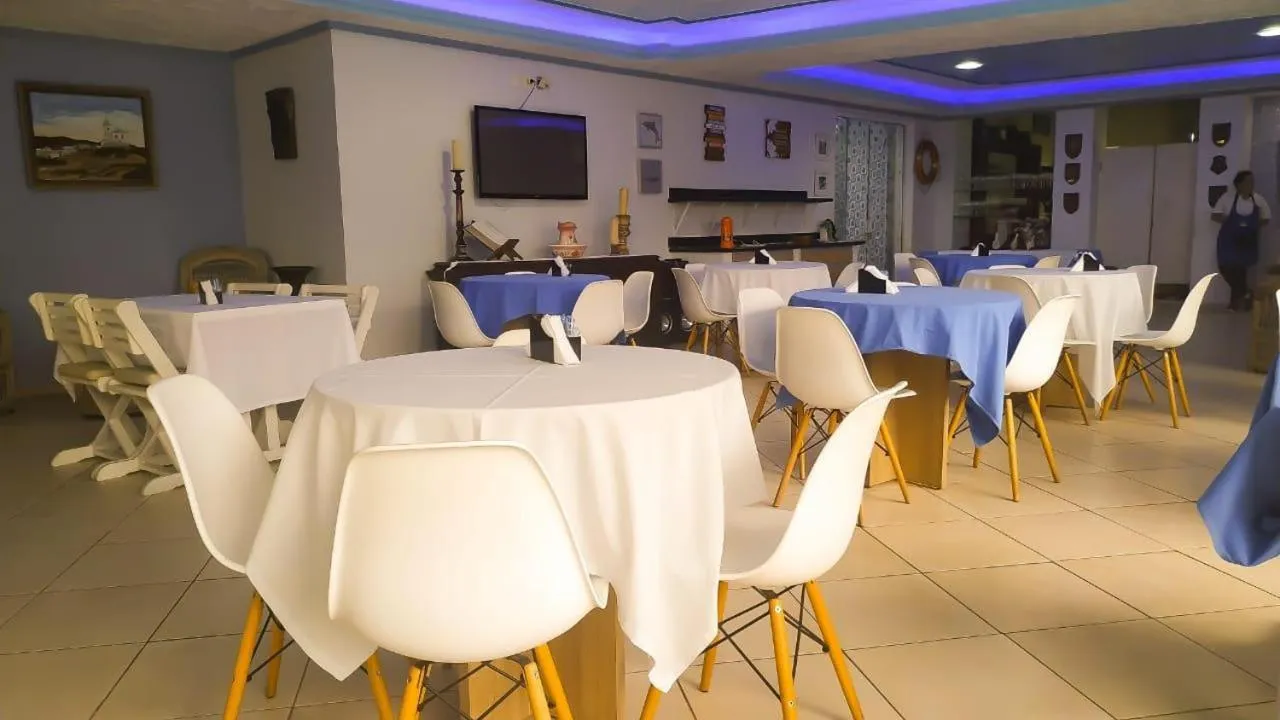 Restaurant/places to eat in Pousada Casa da Praia