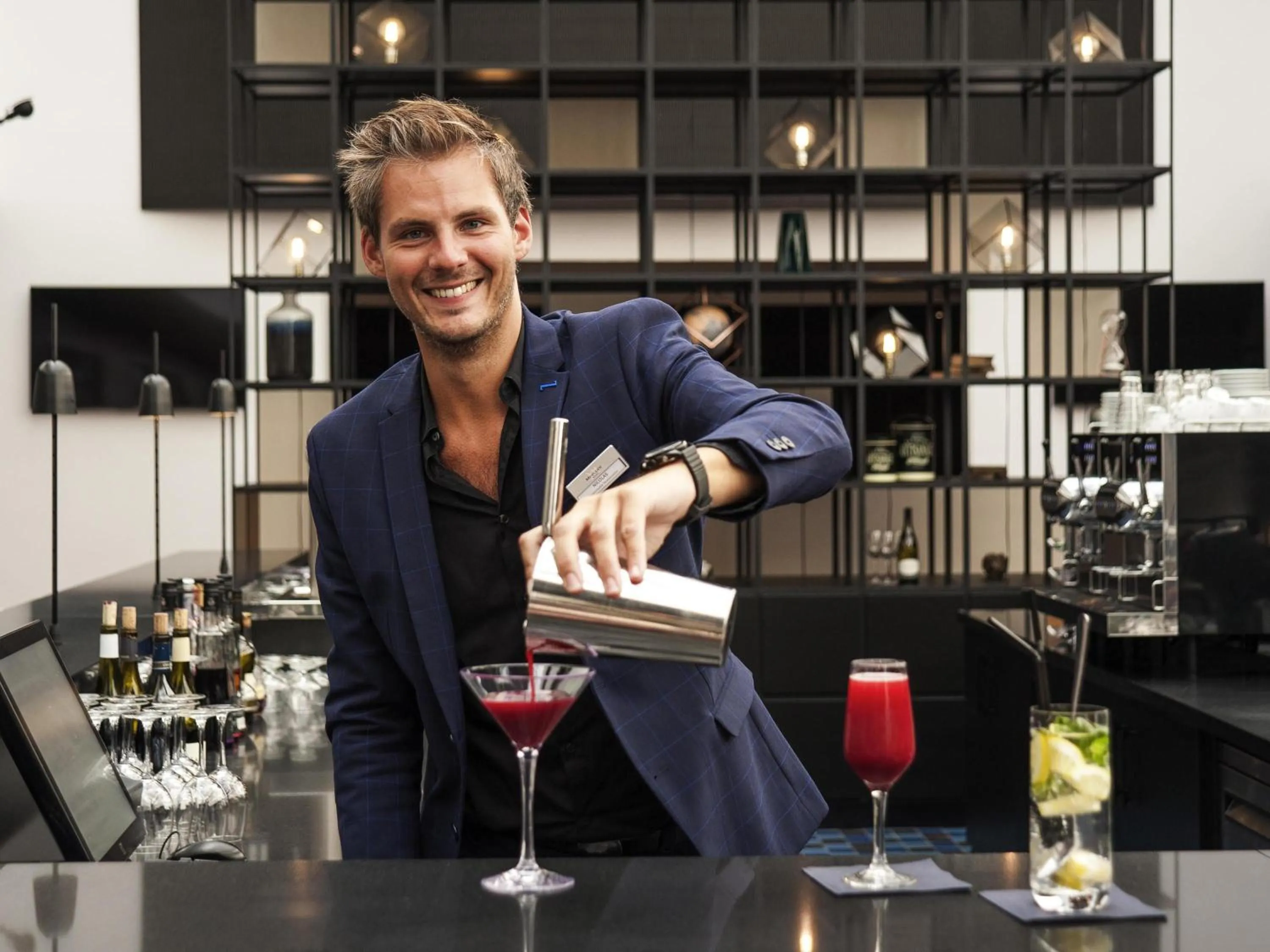 Lounge or bar in Hotel Mercure Blois Centre