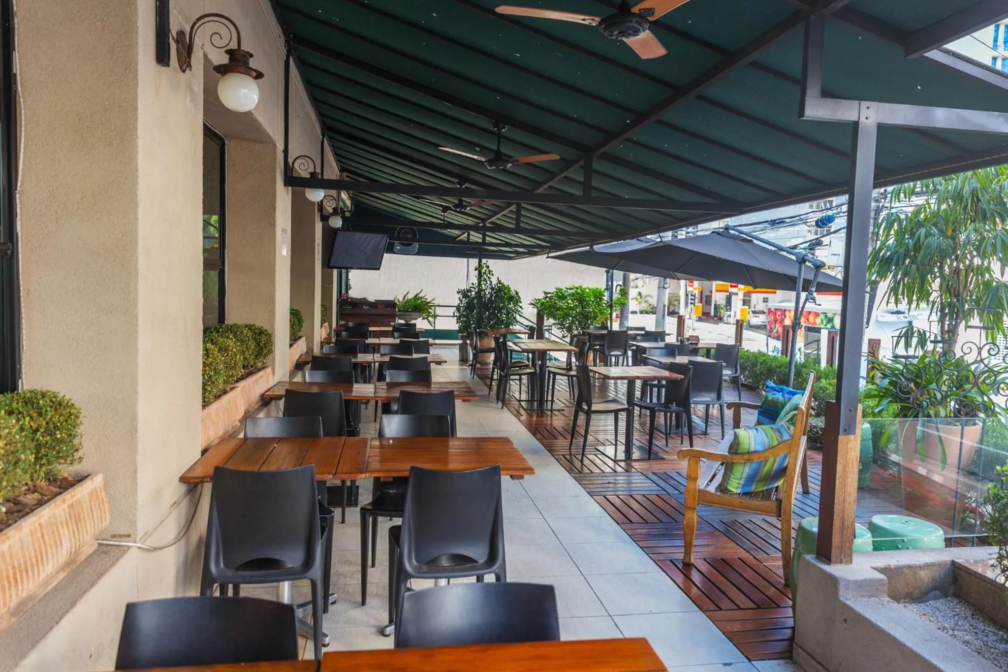 Patio in lMPECAVEL Flat - Moema proximo Shopping Ibirapuera