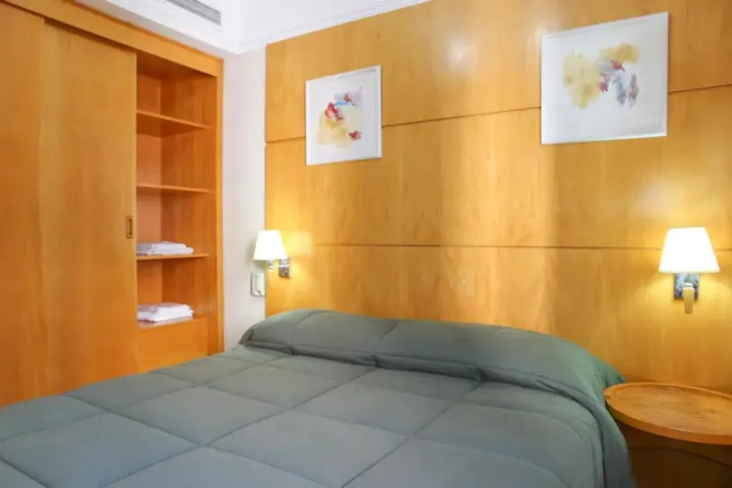Bedroom, Bed in lMPECAVEL Flat - Moema proximo Shopping Ibirapuera