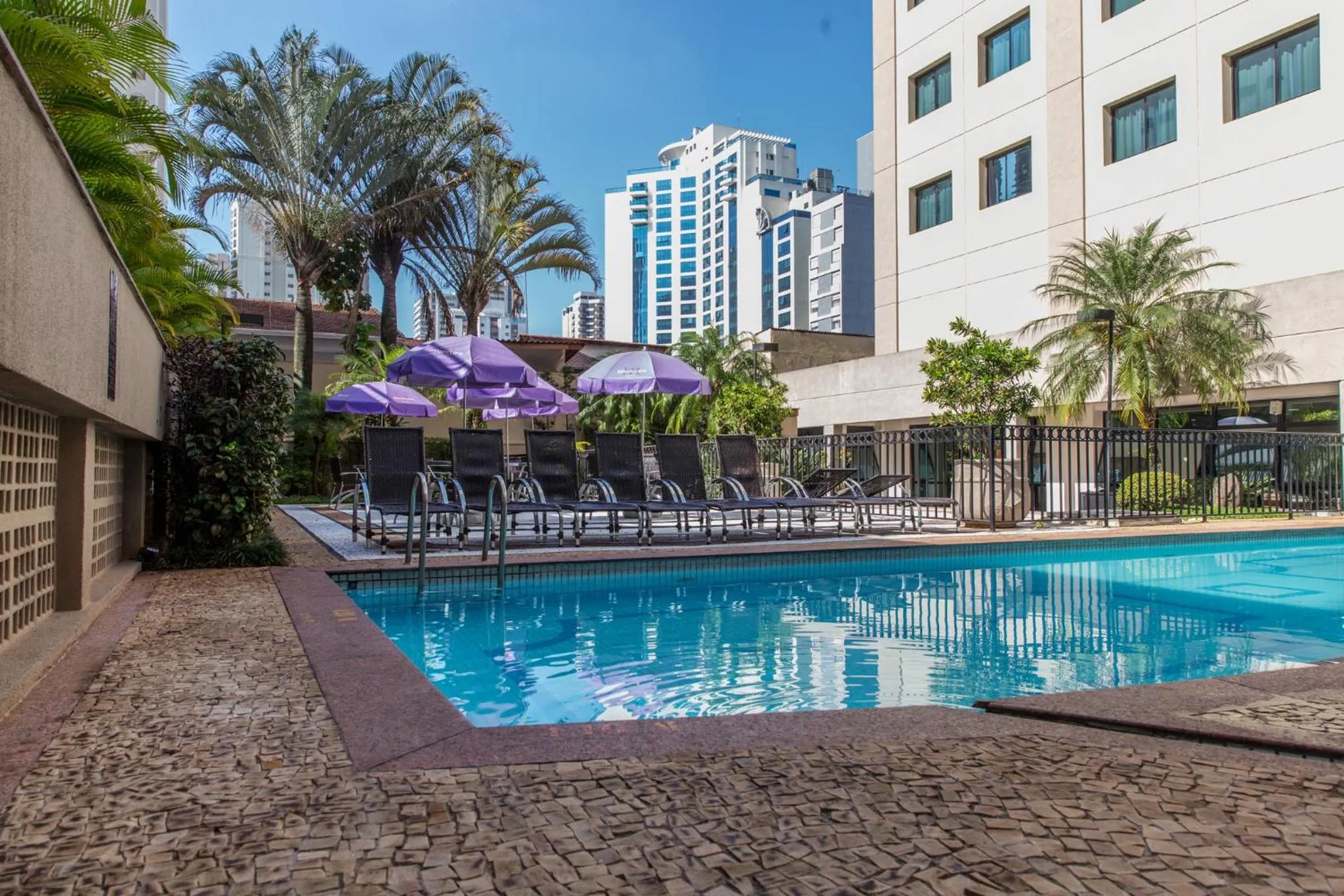 Swimming pool in lMPECAVEL Flat - Moema proximo Shopping Ibirapuera