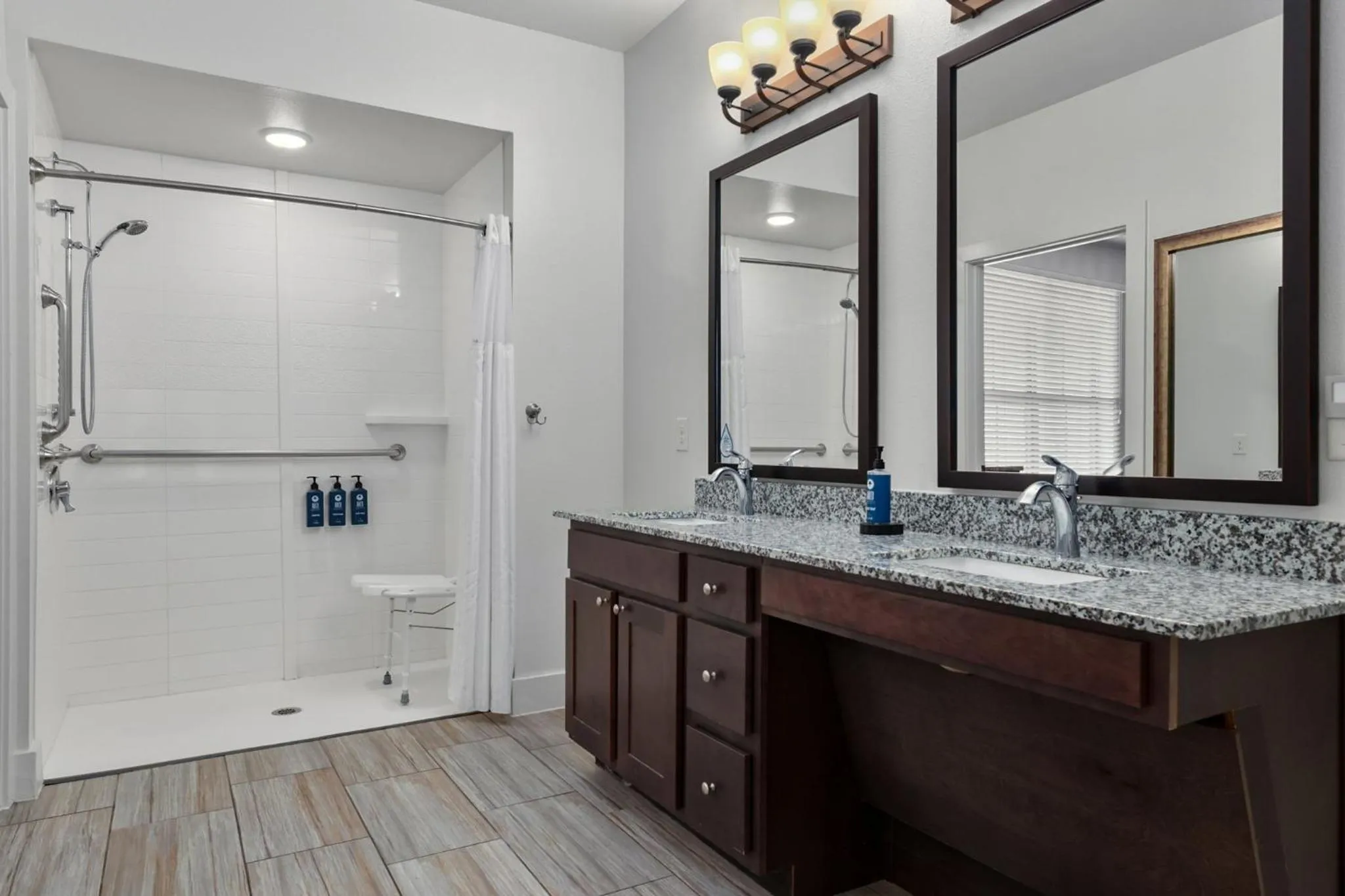 Bathroom in WorldMark Hunt – Stablewood Springs Resort