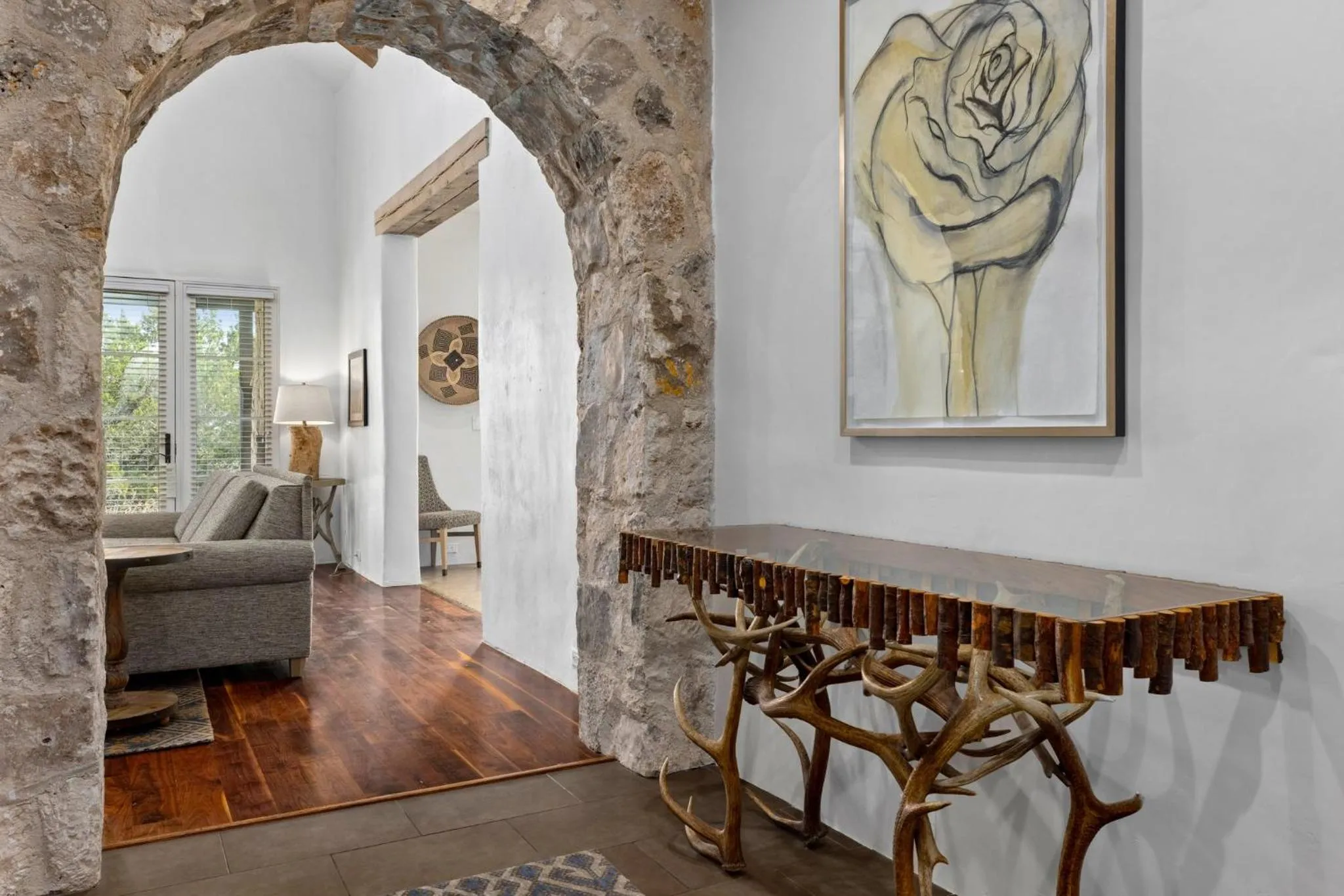 Decorative detail in WorldMark Hunt – Stablewood Springs Resort