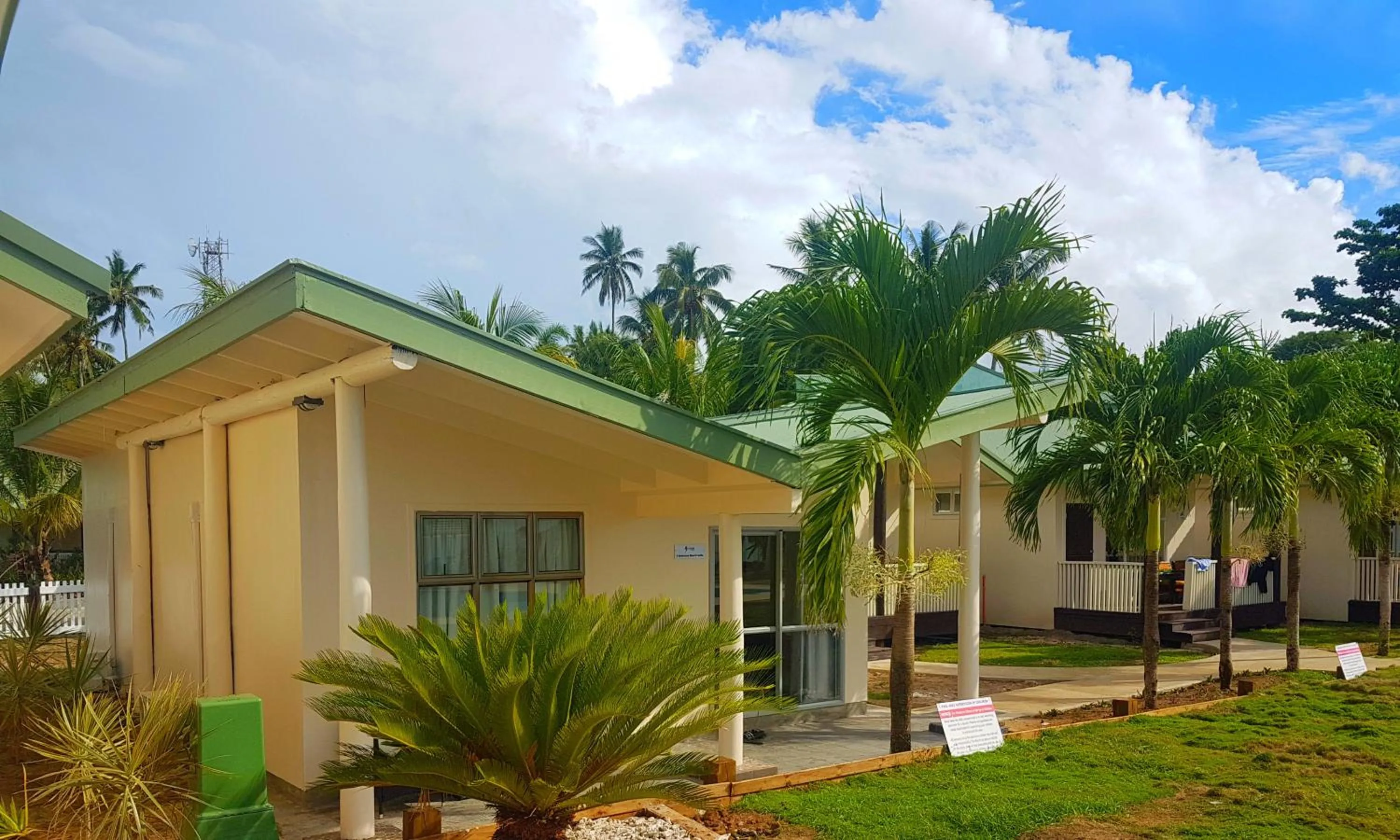 Property building in Le Uaina Beach Resort