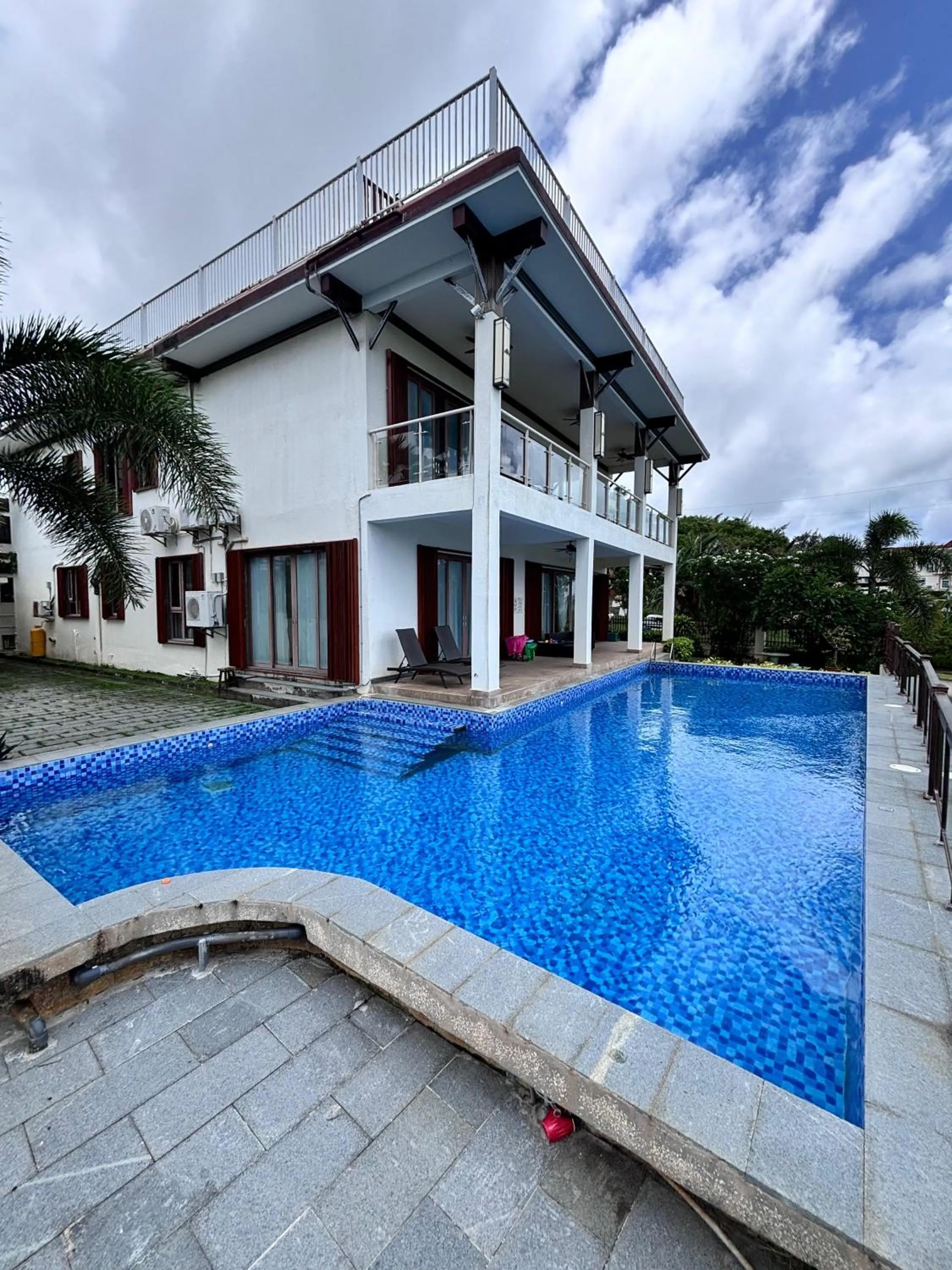 Hanamitsu Hotel & Spa