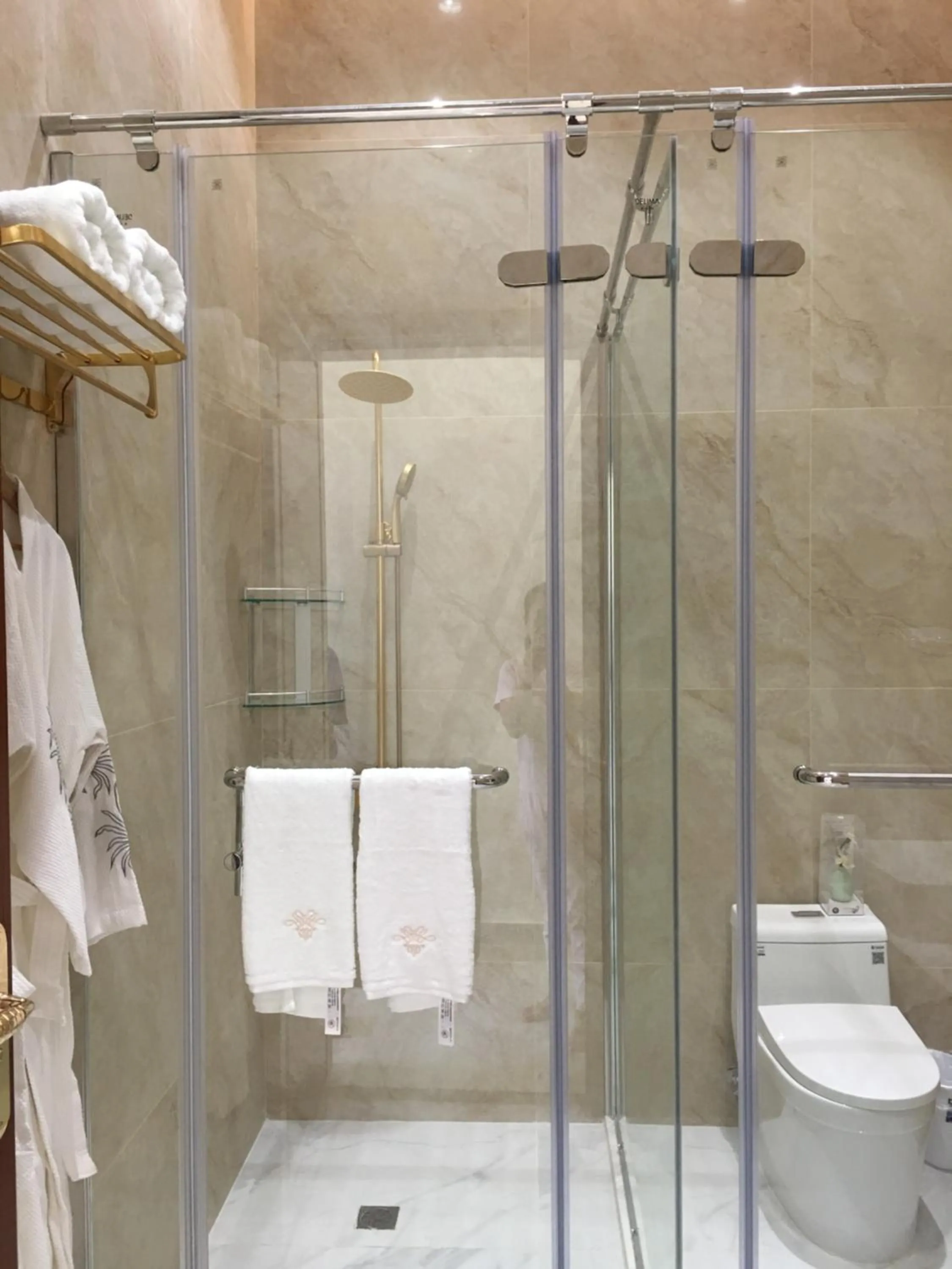 Hanamitsu Hotel & Spa