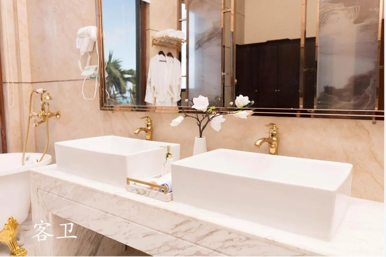 Hanamitsu Hotel & Spa